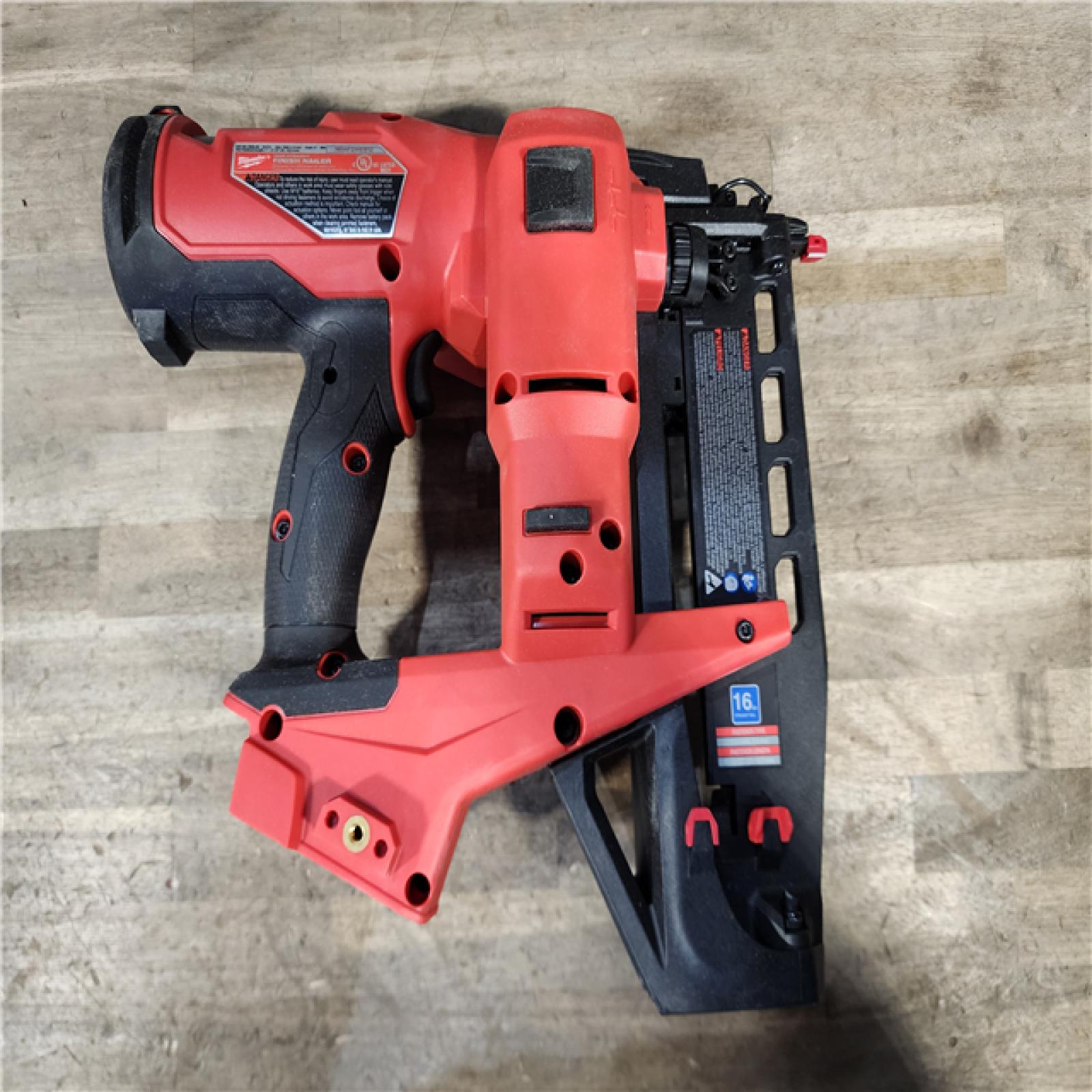 HOUSTON LOCATION - AS-IS MILWAUKEE 16 GAUGE STRAIGHT FINISH NAILER (TOOL ONLY)