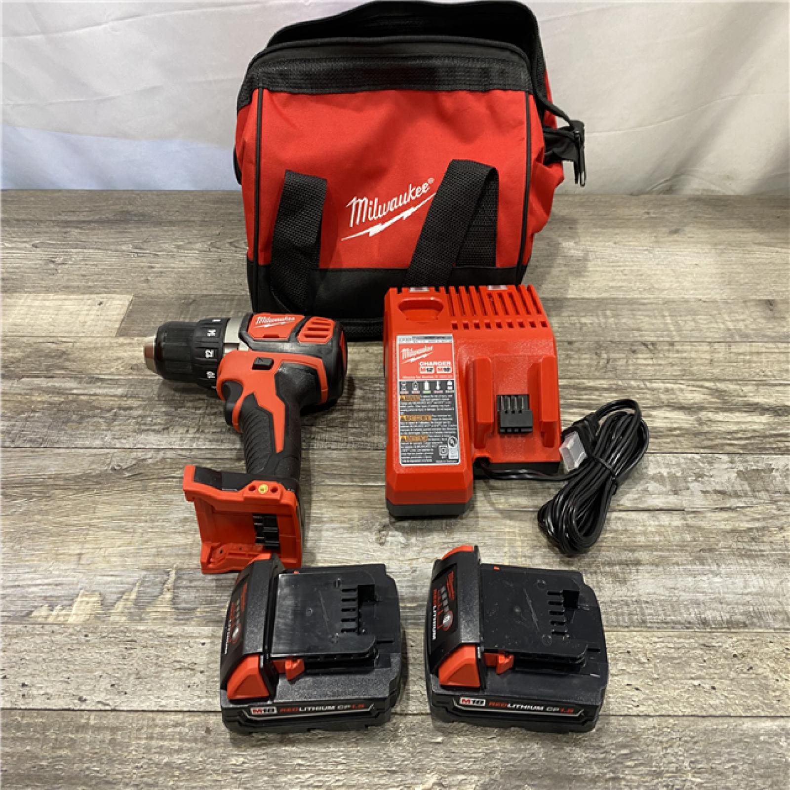 AS-IS Milwaukee 18V Lithium-Ion Cordless 1/2 in. Drill Driver Kit
