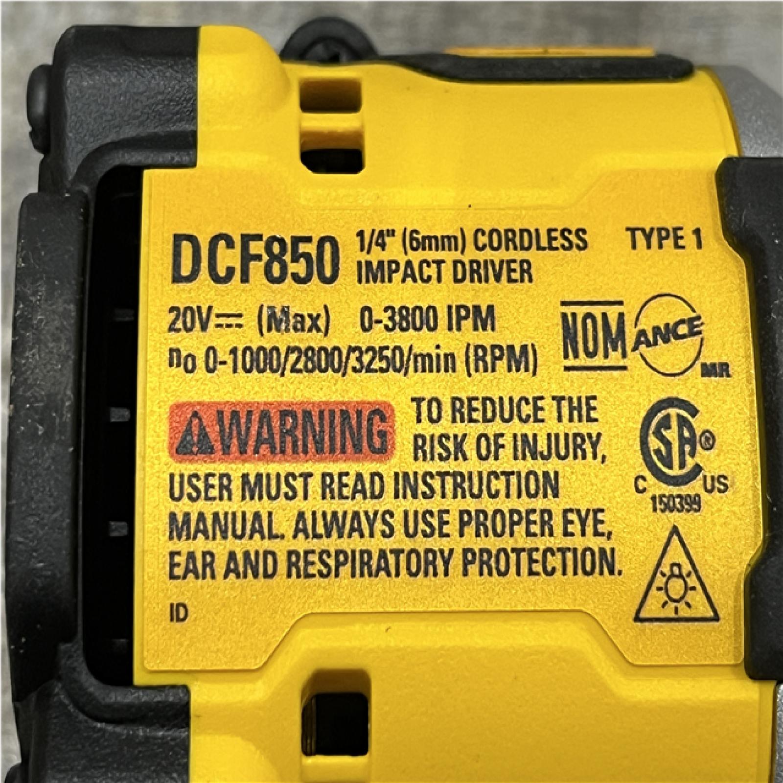 AS-IS DEWALT ATOMIC 20V MAX Lithium-Ion Cordless 1/4 in. Brushless Impact Driver Kit