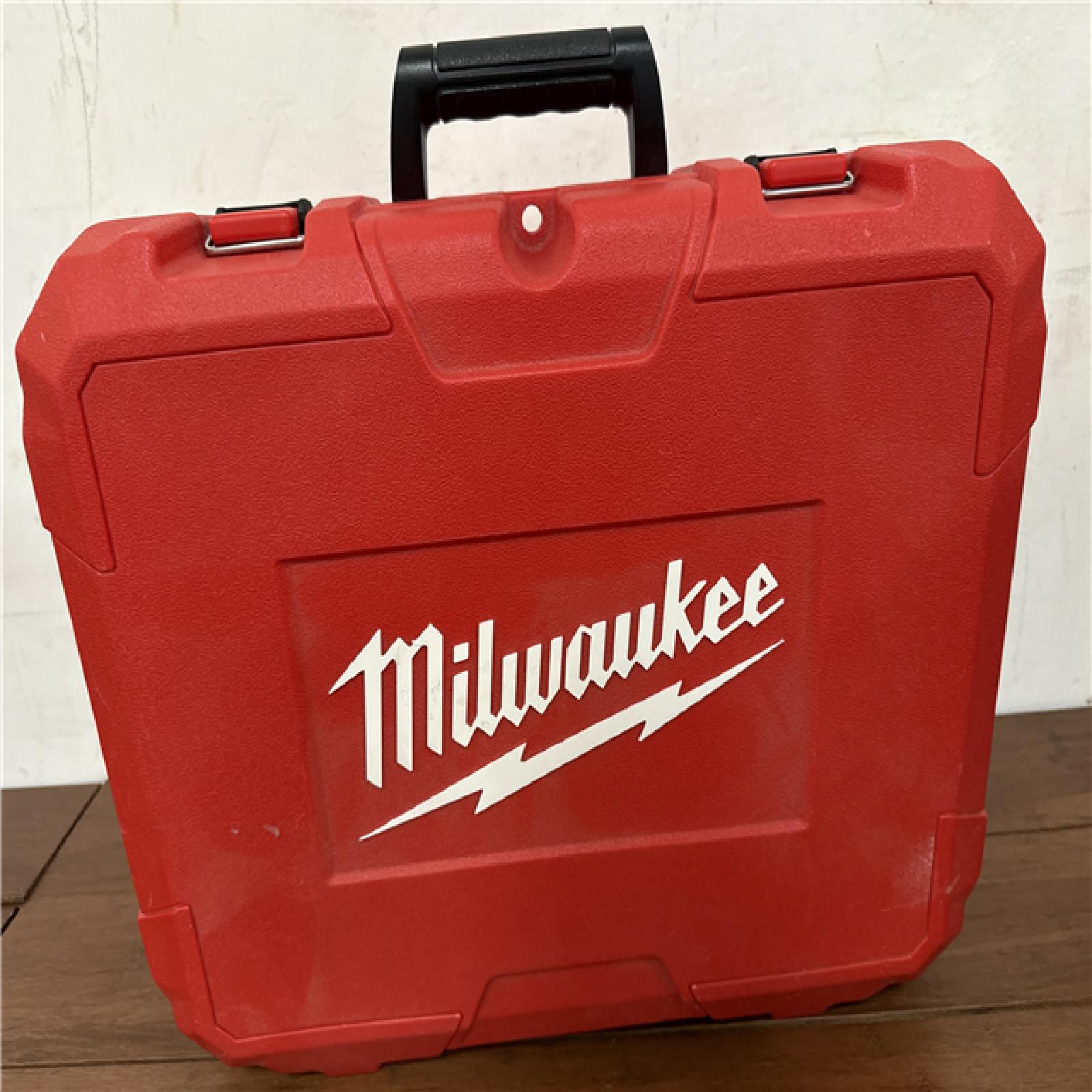 California AS-IS Milwaukee M12 Green 360 Degree 3-Plane Laser Kit