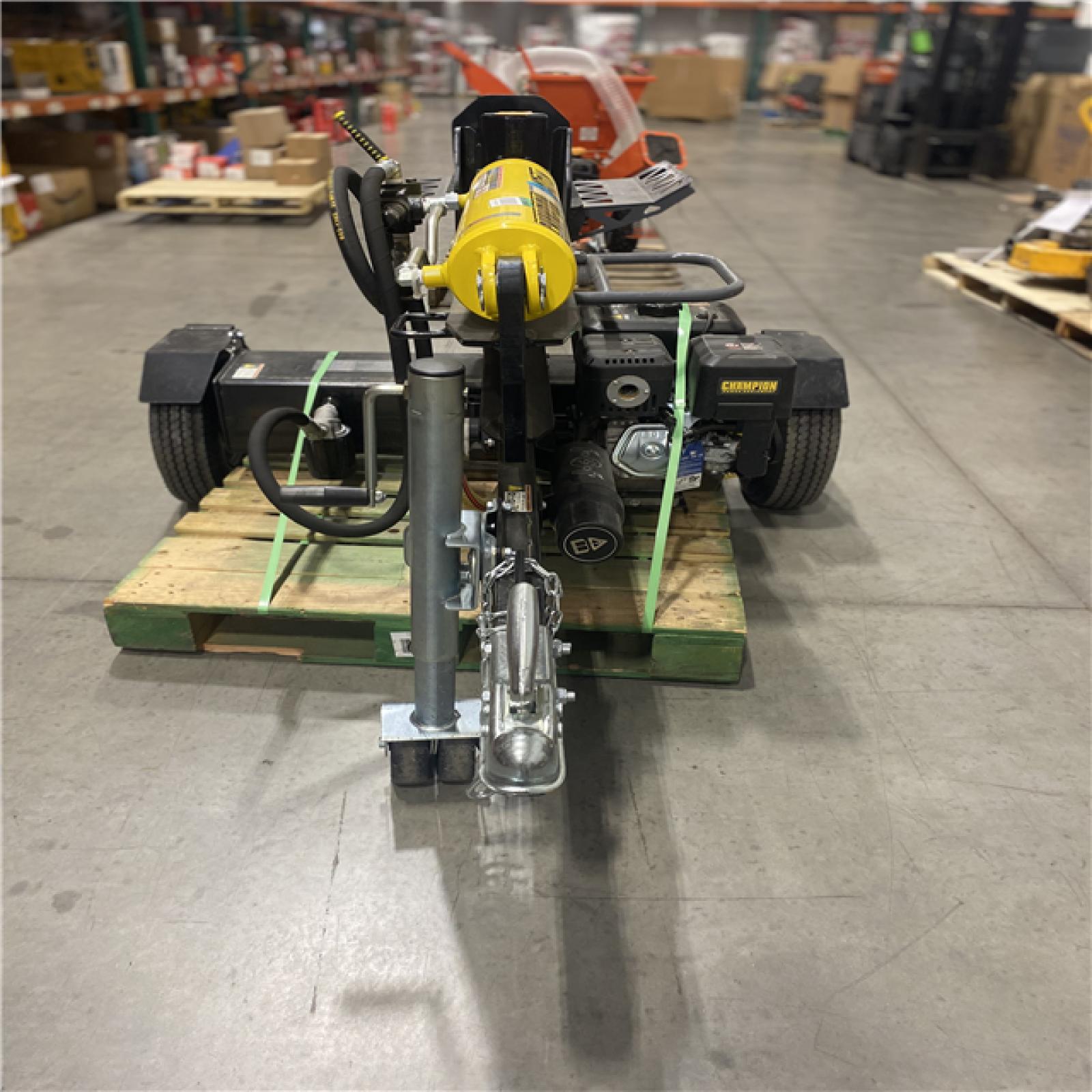 Dallas Location - As-Is Champion 40-Ton 338cc  Gas Wood Log Splitter
