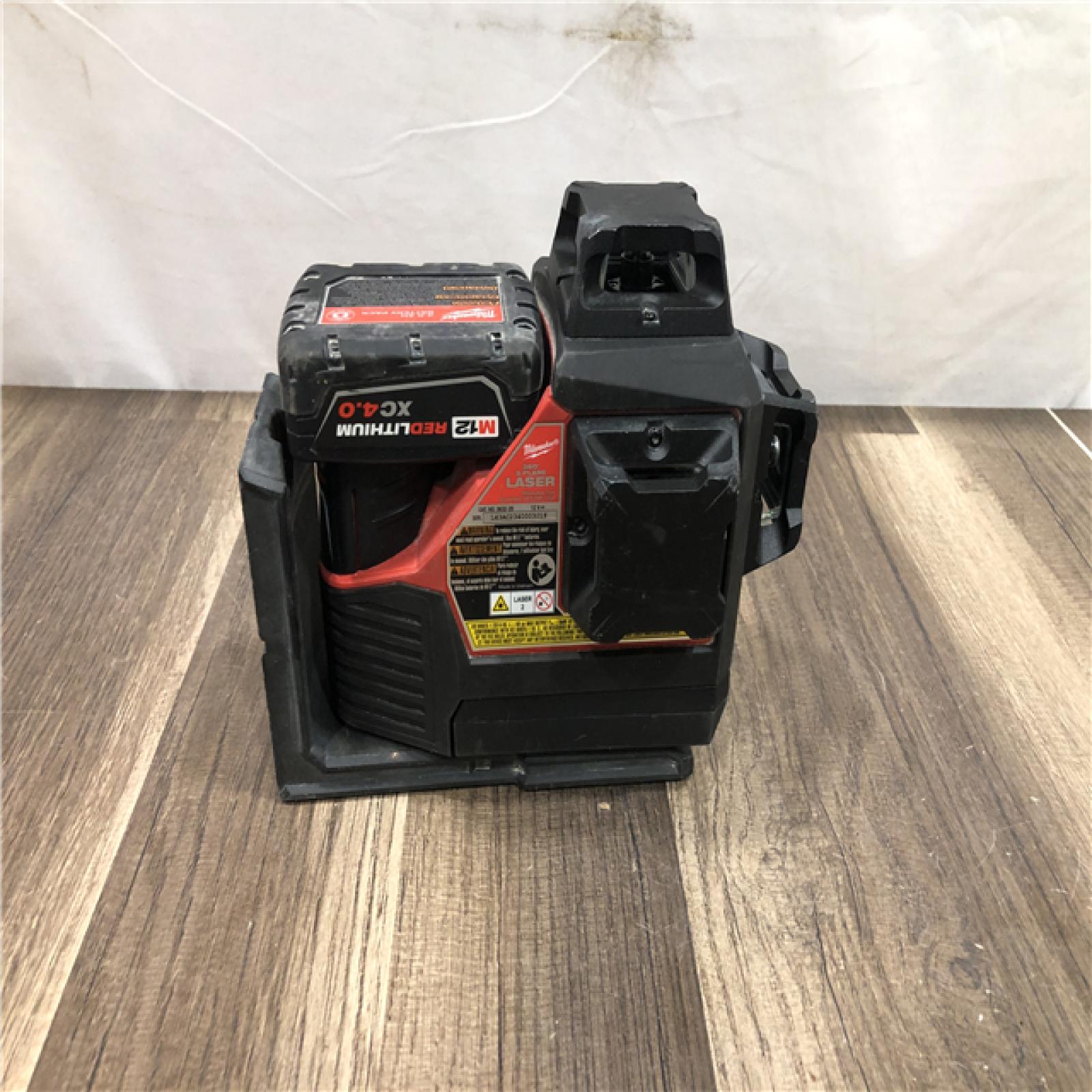 AS-IS Milwaukee 12-Volt Lithium-Ion Cordless Green 250 ft. 3-Plane Laser Level Kit