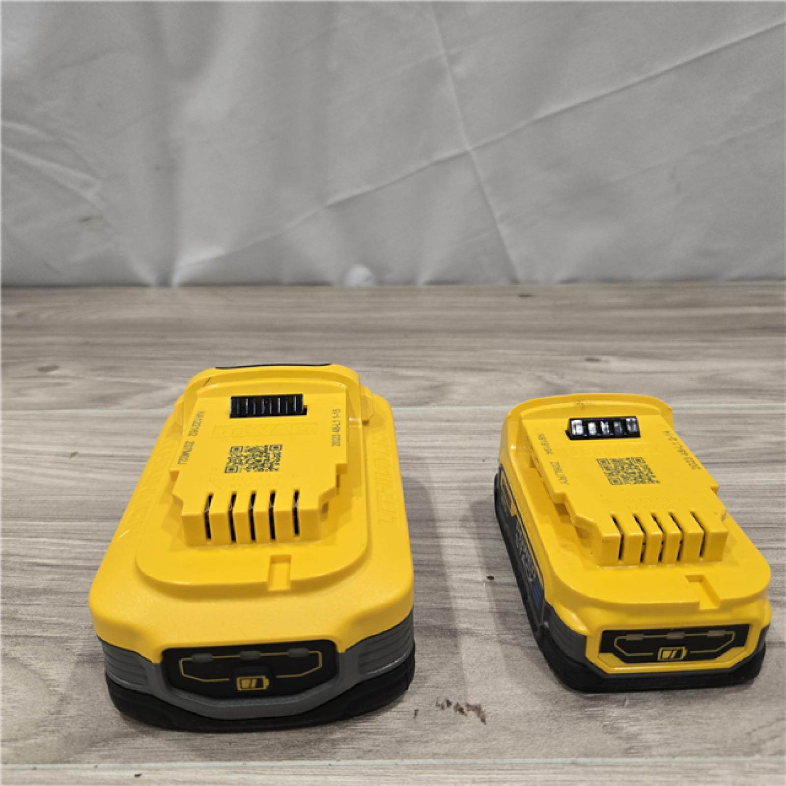 AS-IS Dewalt 20V MAX POWERSTACK Lithium-Ion Batteries and Charger Starter Kit- DCBP315-2C