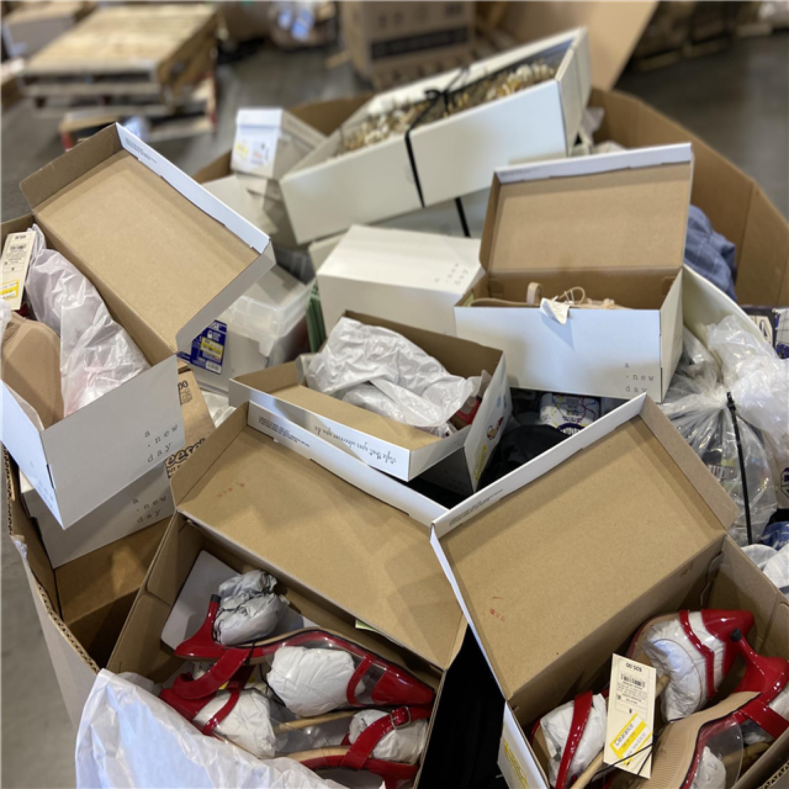 DALLAS LOCATION - BULLSEYE HOME GOODS MIX PALLET