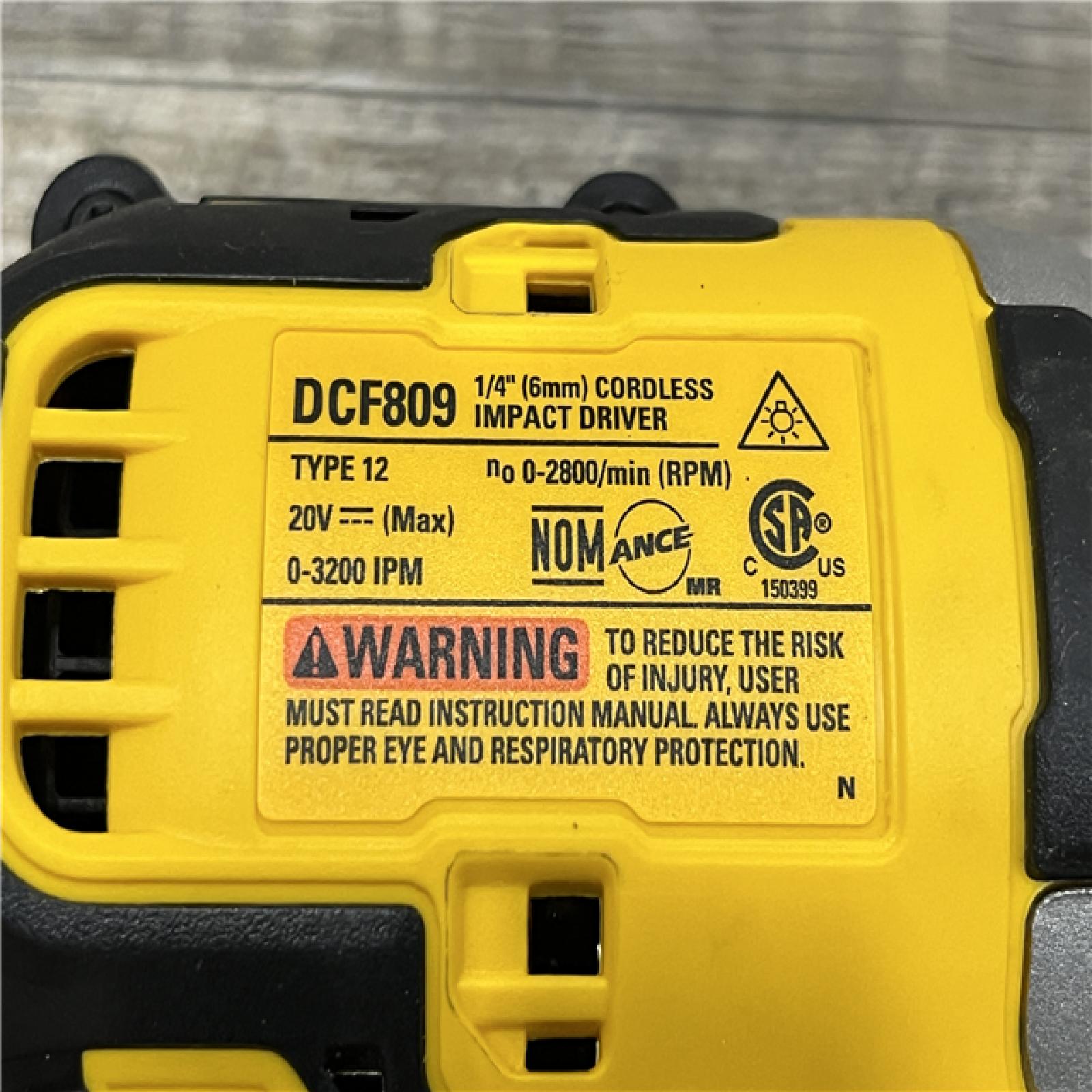 AS-IS DEWALT Atomic 20V Max Lithium-Ion Brushless Cordless Compact 1/4 in. Impact Driver Kit