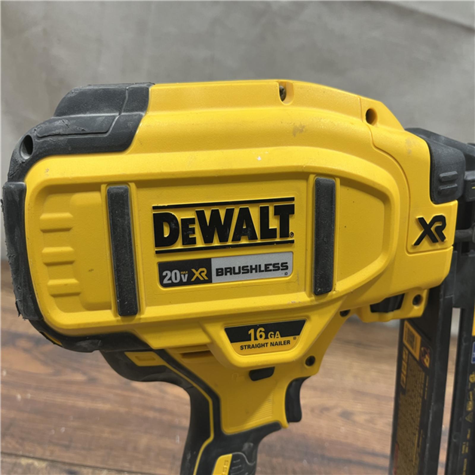 AS-IS 20V MAX XR 16-Gauge Lithium-Ion Cordless Finish Nailer (Tool Only)