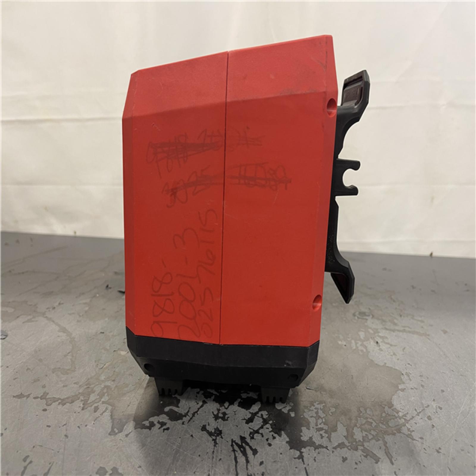 Milwaukee  M18 Cordless Compact Tire Inflator (Tool Only)