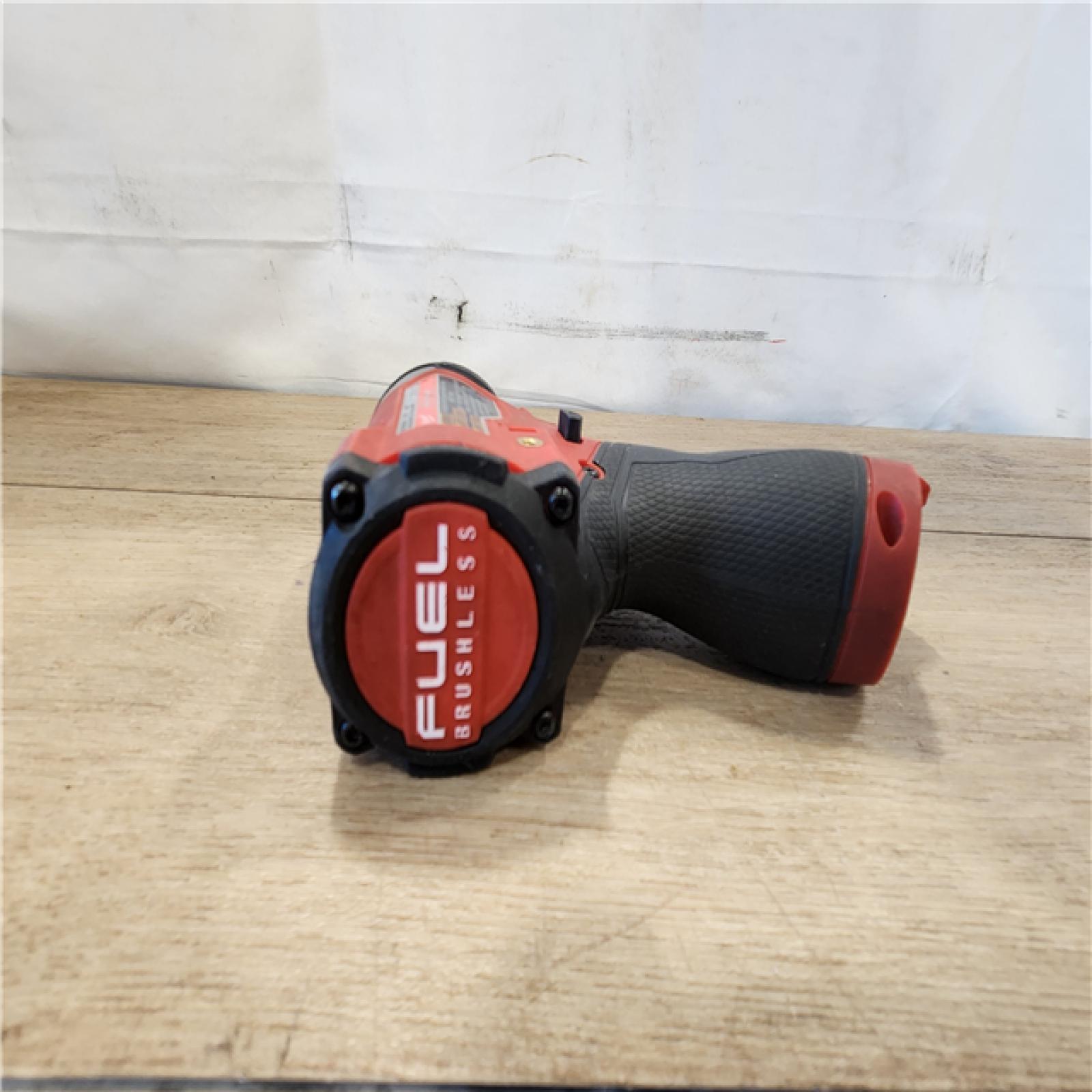 AS-IS- Milwaukee M18 18V Lithium-Ion Cordless Oscillating Multi-Tool (Tool-Only)