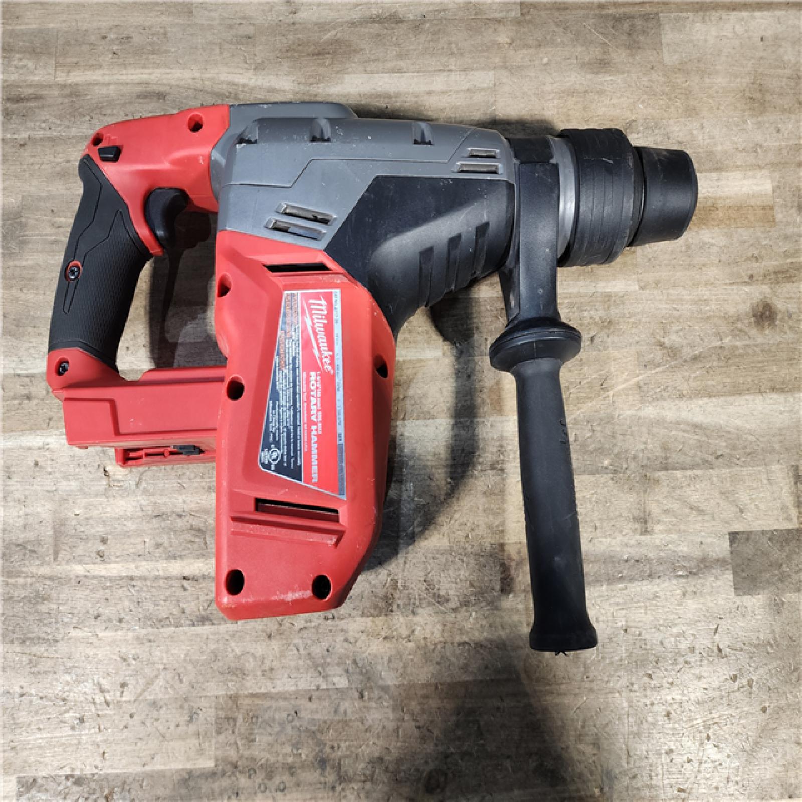 HOUSTON LOCATION - AS-IS M18 FUEL 18V Lithium-Ion Brushless Cordless 1-9/16 in. SDS-Max Rotary Hammer (Tool-Only)