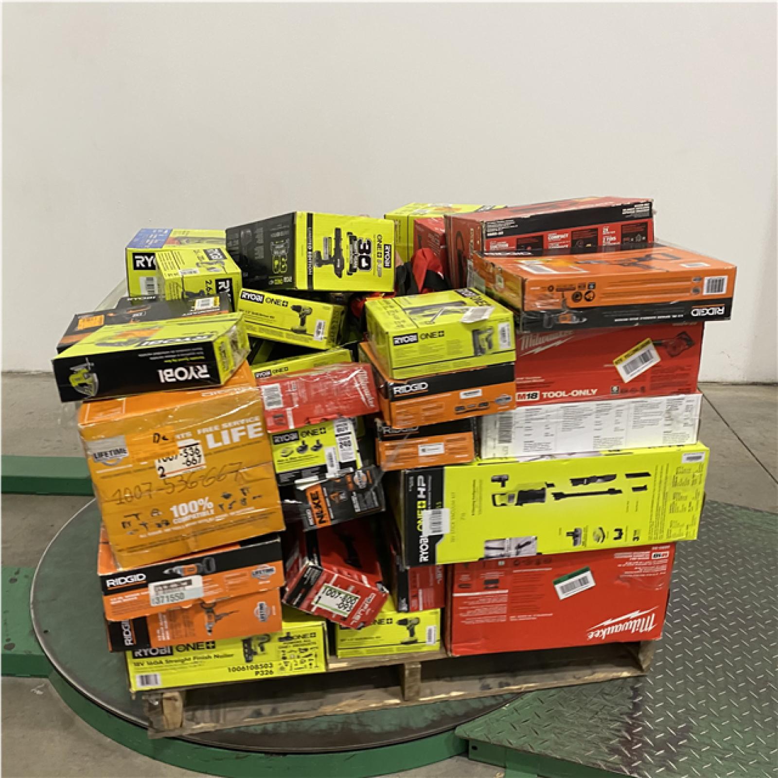 Dallas Location - As-Is Tool Pallet