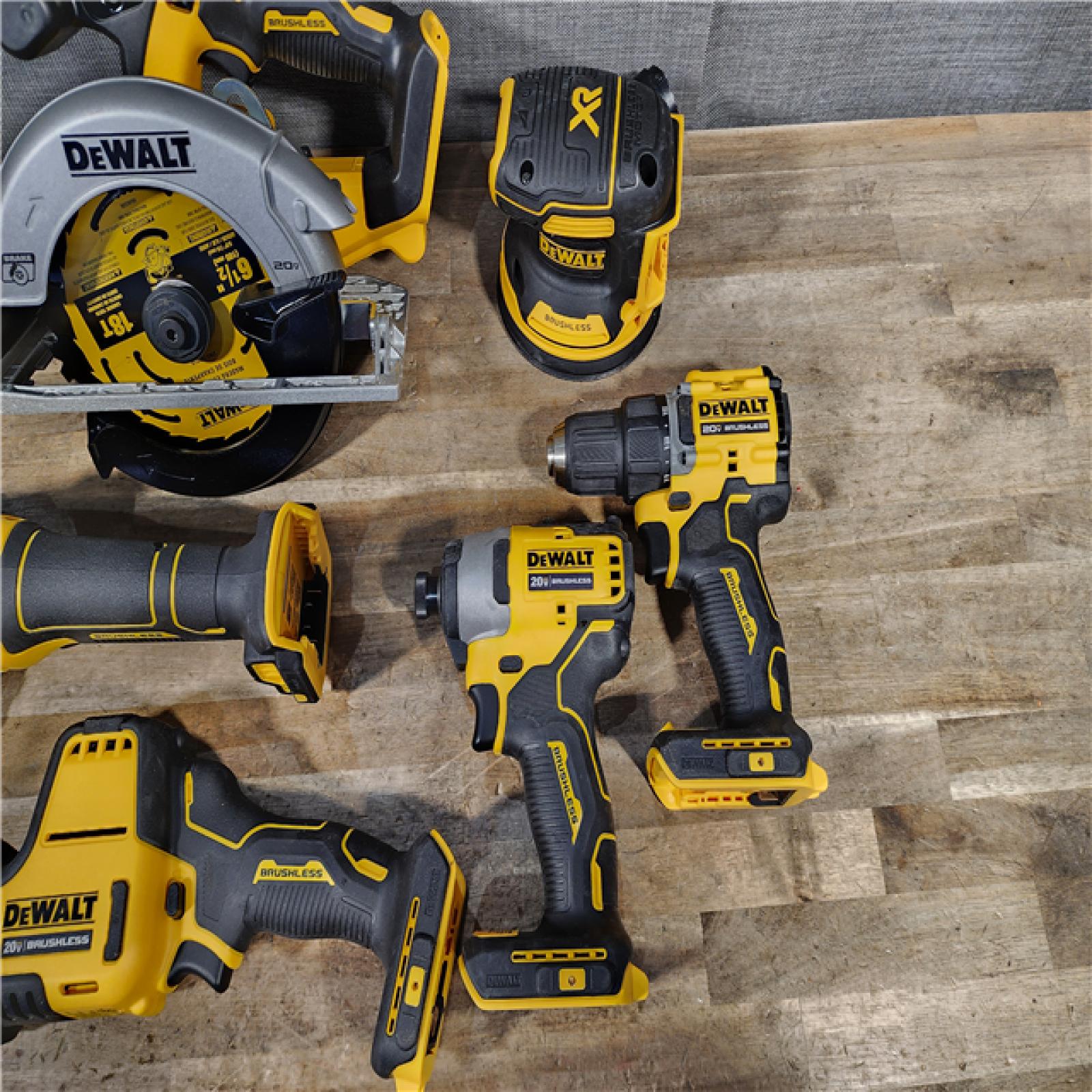 HOUSTON LOCATION - AS-IS DEWALT 20-Volt MAX ToughSystem Lithium-Ion 6-Tool Cordless Combo Kit