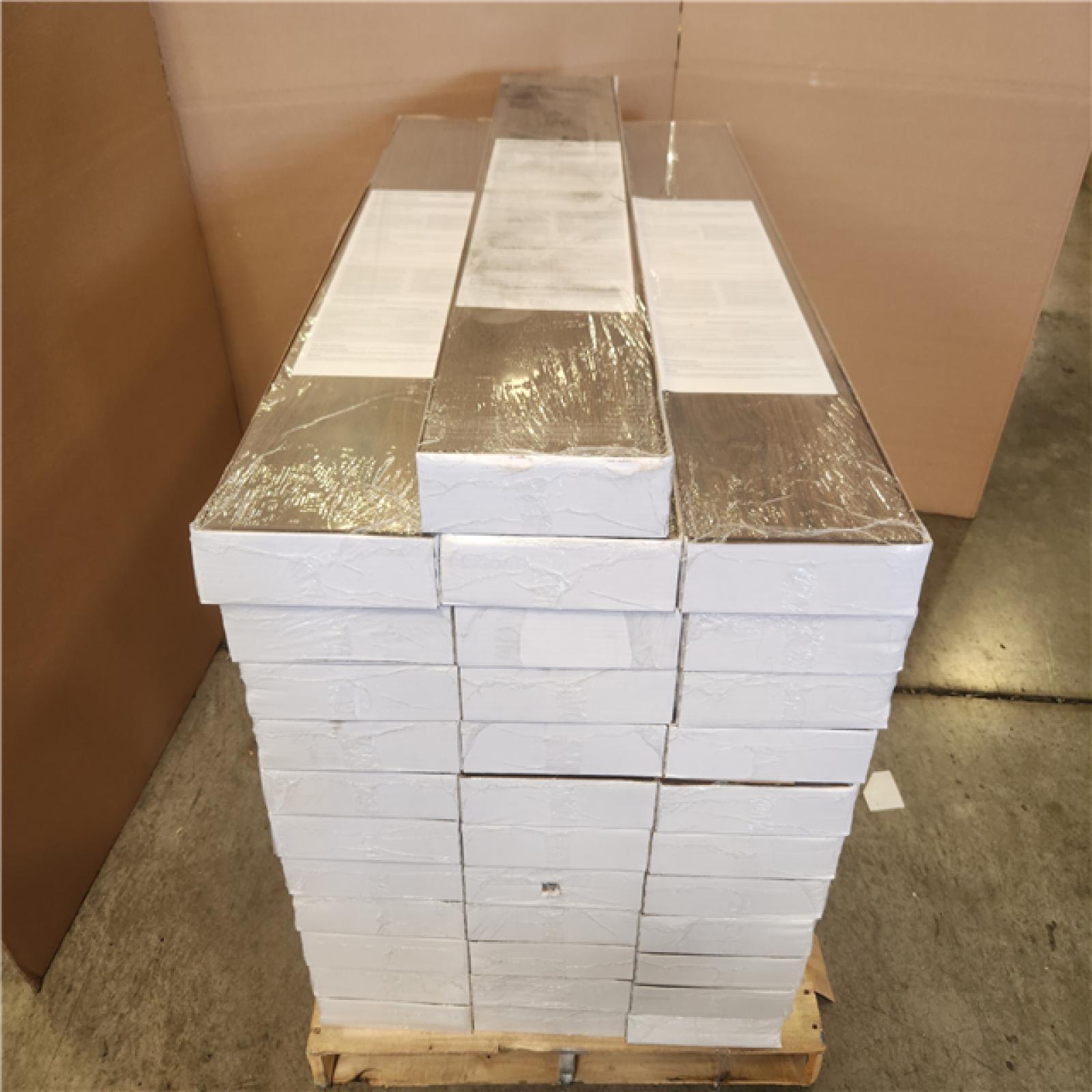 Phoenix NEW Lifeproof Hilcott Oak 9.44 in W x 47.64 in L Waterproof Hybrid Resilient Flooring (850 sq. ft. /34 case)