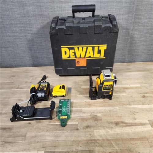 HOUSTON LOCATION - AS-IS DEWALT 12V MAX Lithium-Ion 100 Ft. Green Self-Leveling 3-Beam 360 Degree Laser Level with 2.0Ah Battery, Charger and Case