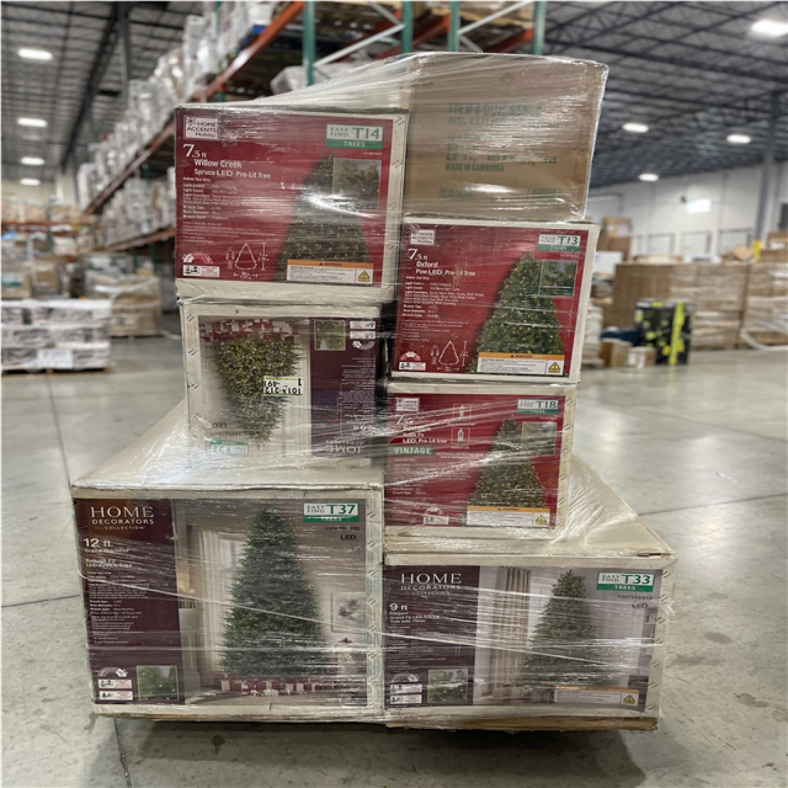 DALLAS LOCATION- AS-IS ASSORTED CHRISTMAS TREES PALLET