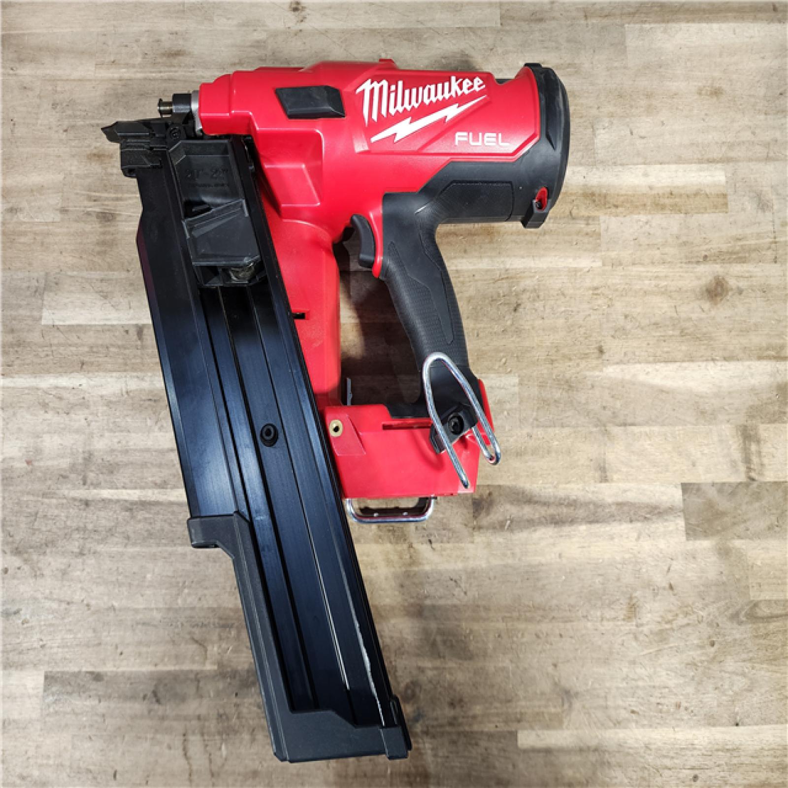 HOUSTON LOCATION - AS-IS (APPEARS LIKE NEW) Milwaukee 2744-20 M18 FUEL 3-1/2 in. 18V 21-Degree Lithium-Ion Brushless Cordless Framing Nailer (Tool-Only)