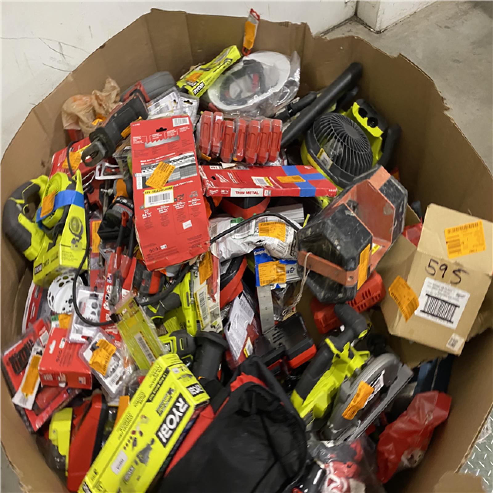 Dallas Location - As-Is Tool Pallet