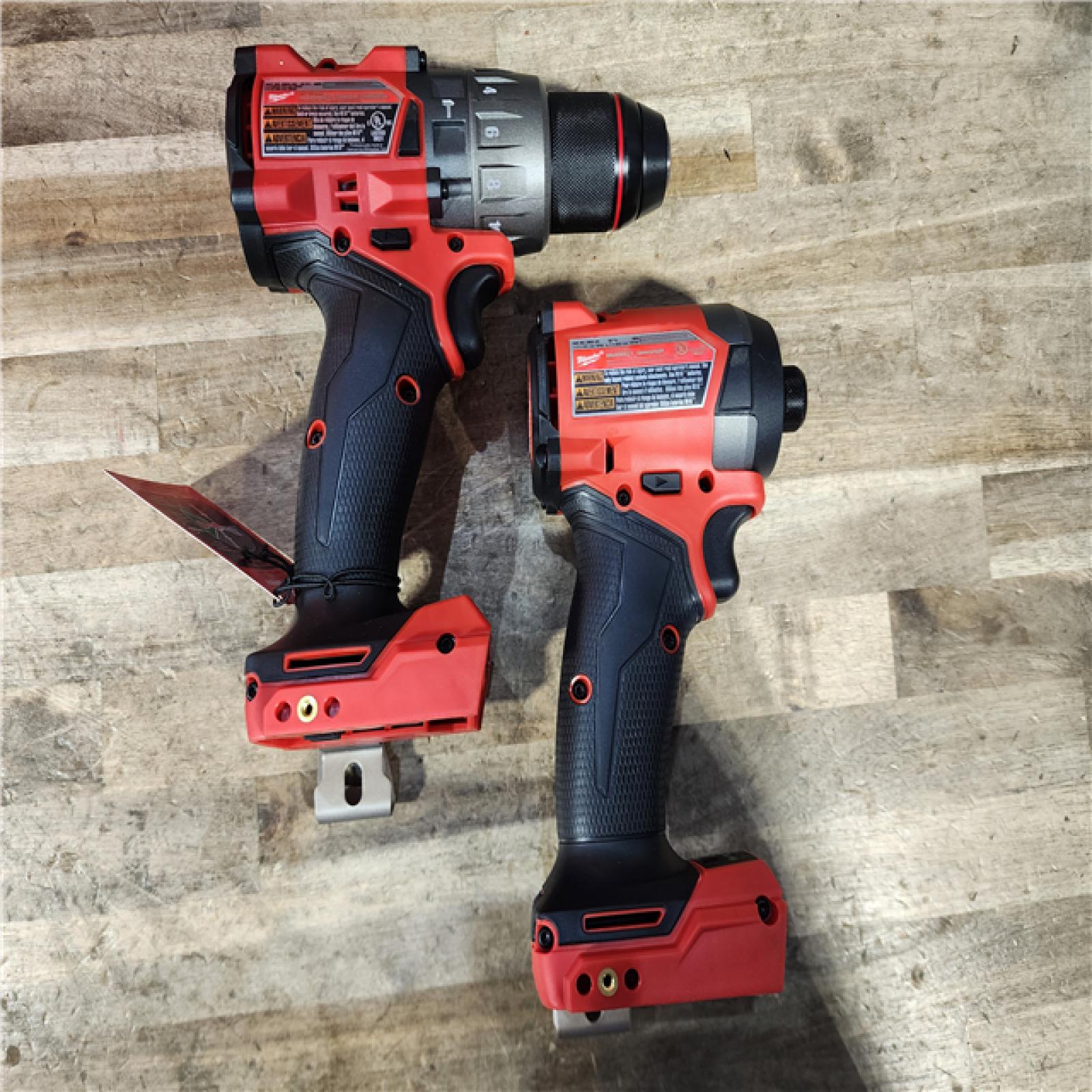 HOUSTON LOCATION - AS-IS (APPEARS LIKE NEW) Milwaukee FUEL 18V Lithium-Ion Brushless Cordless Hammer Drill and Impact Driver Combo Kit