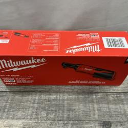 NEW - Milwaukee 12V Lithium-Ion Cordless 3/8 in. Ratchet (Tool-Only)
