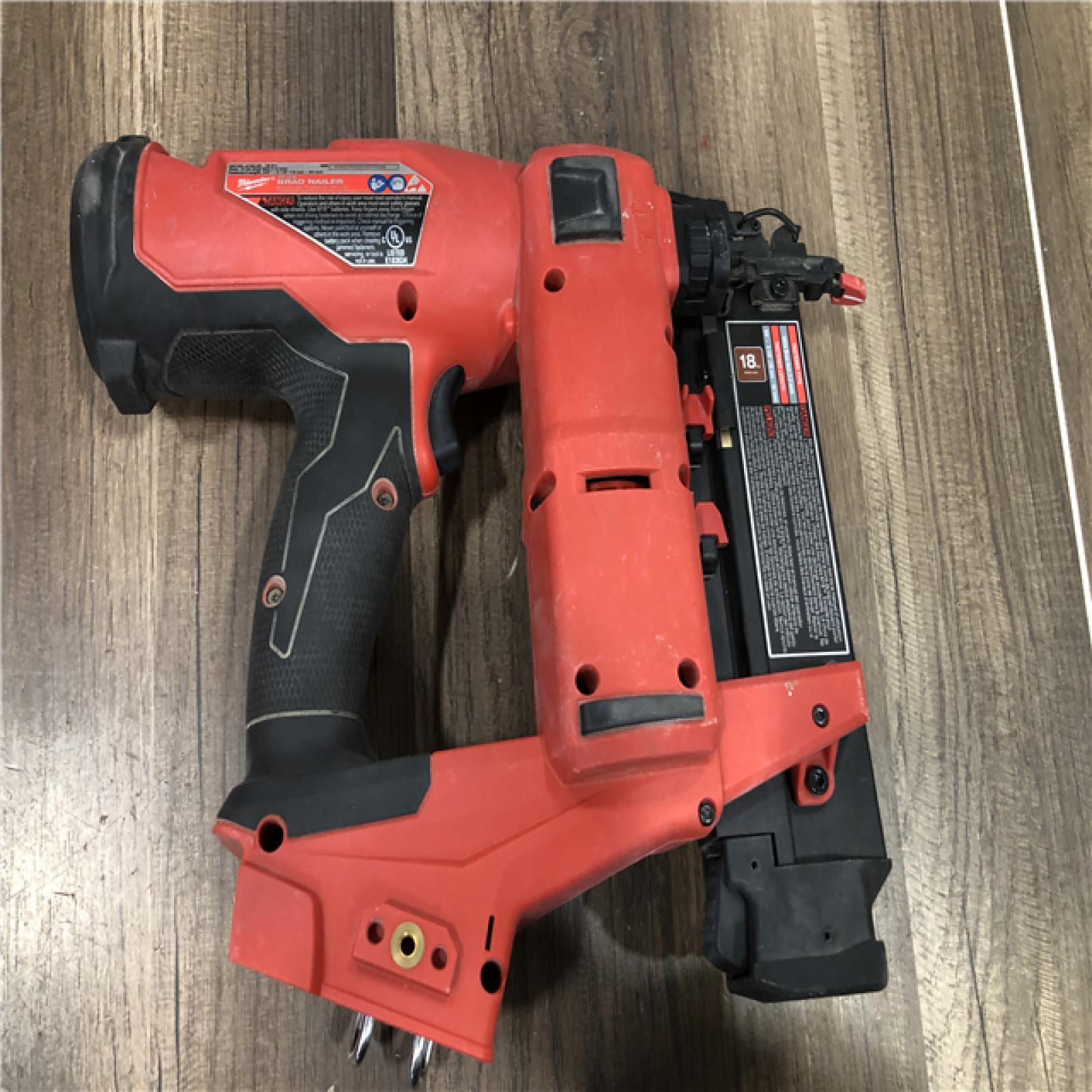 AS-IS Milwaukee  FUEL 18-Volt Lithium-Ion Brushless Cordless Gen II 18-Gauge Brad Nailer (Tool-Only)