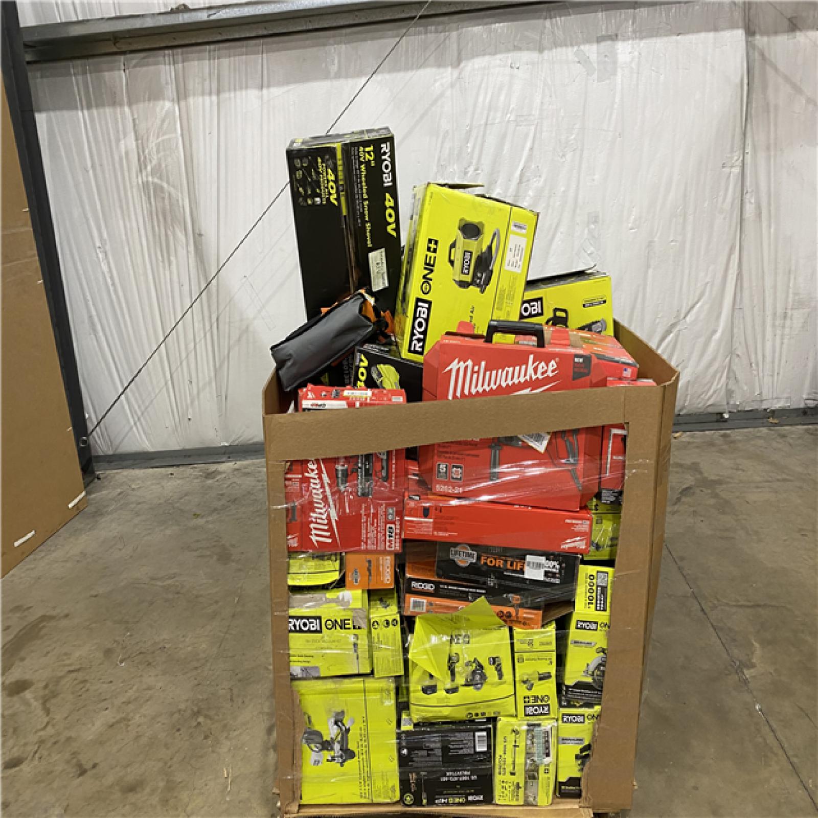 Houston Location AS IS - Tool Pallet