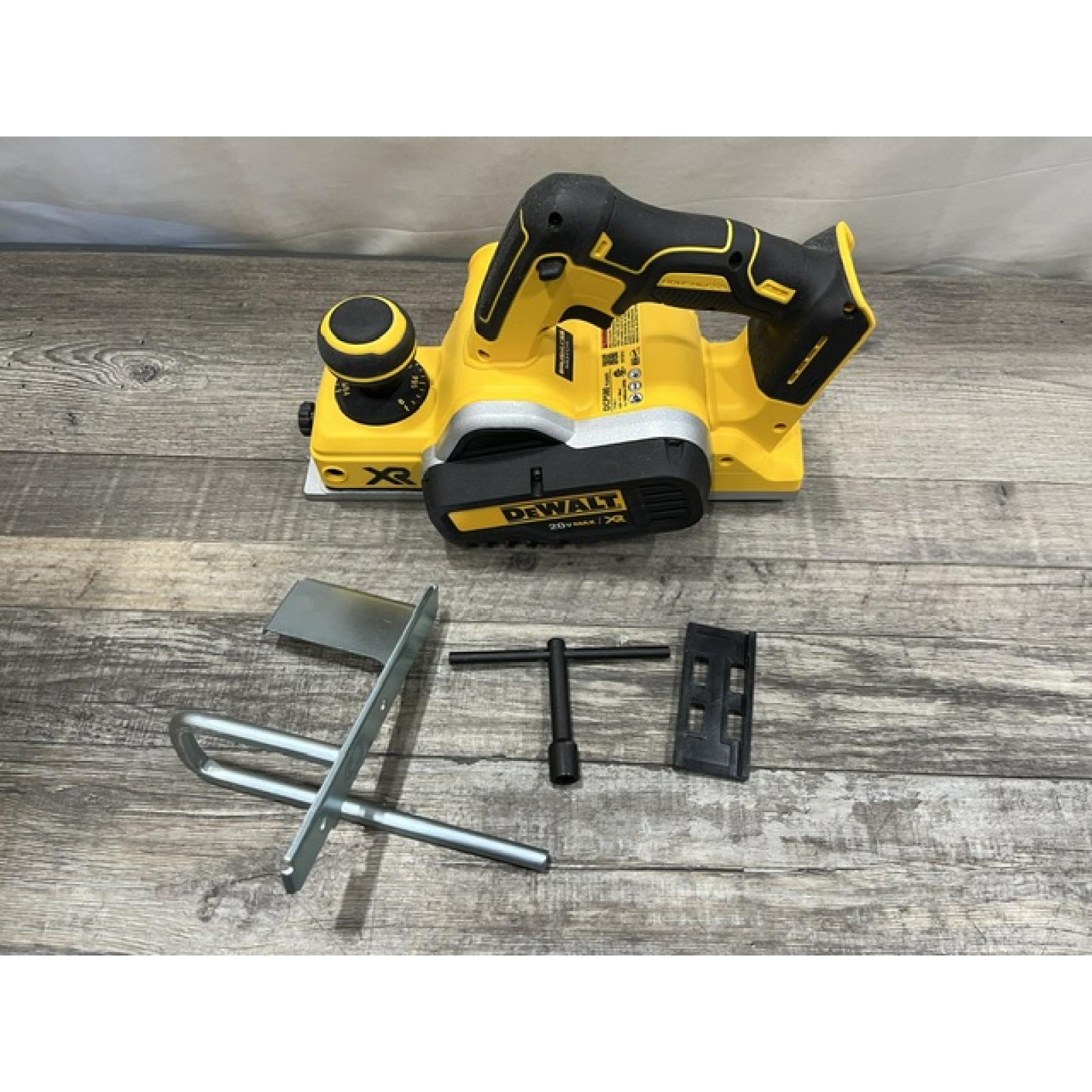 AS-IS DEWALT 20V MAX XR Cordless Brushless 3-1/4 in. Planer (Tool Only)