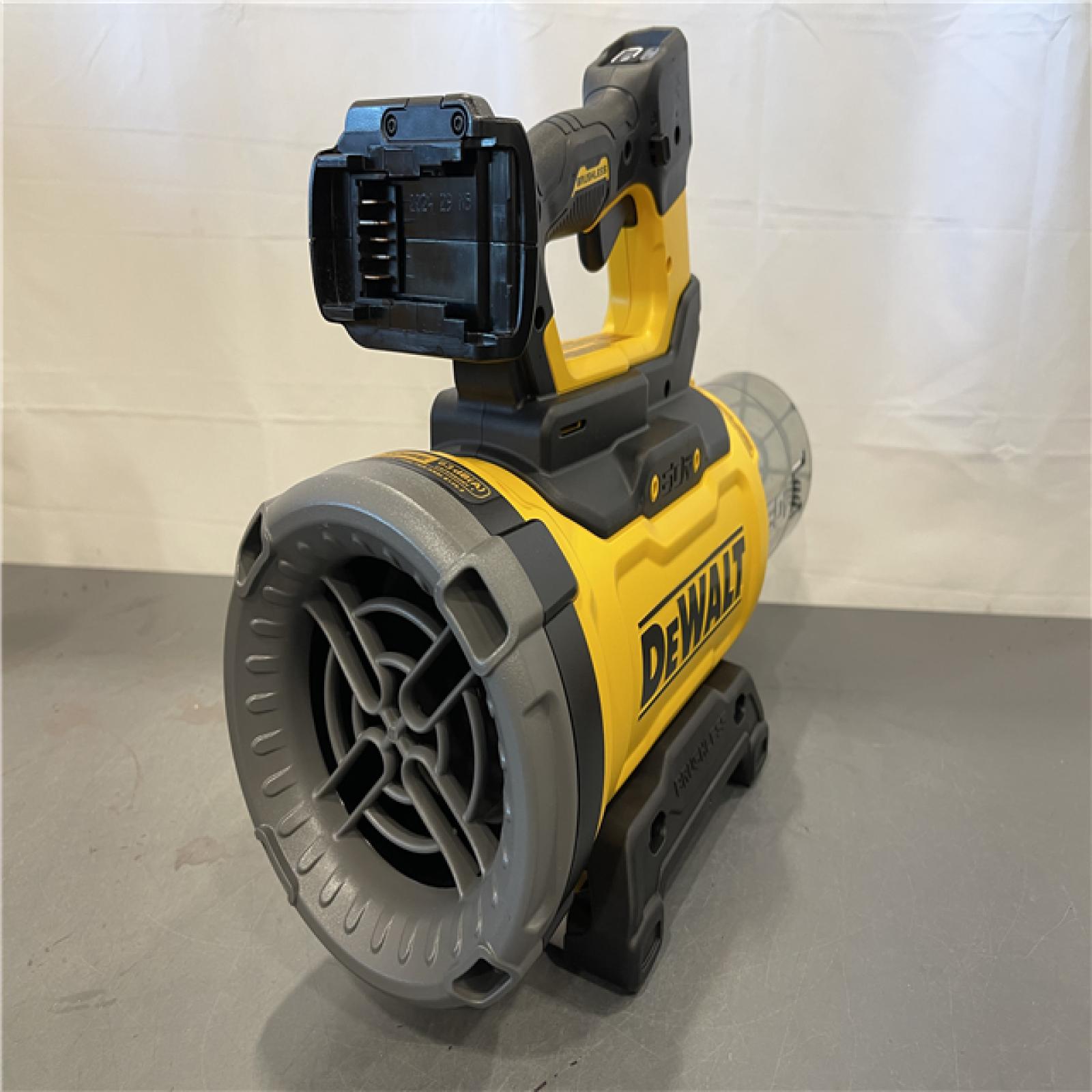 AS-IS - DEWALT FLEXVOLT 60V MAX 160 MPH 760 CFM Brushless Cordless Axial Blower Kit