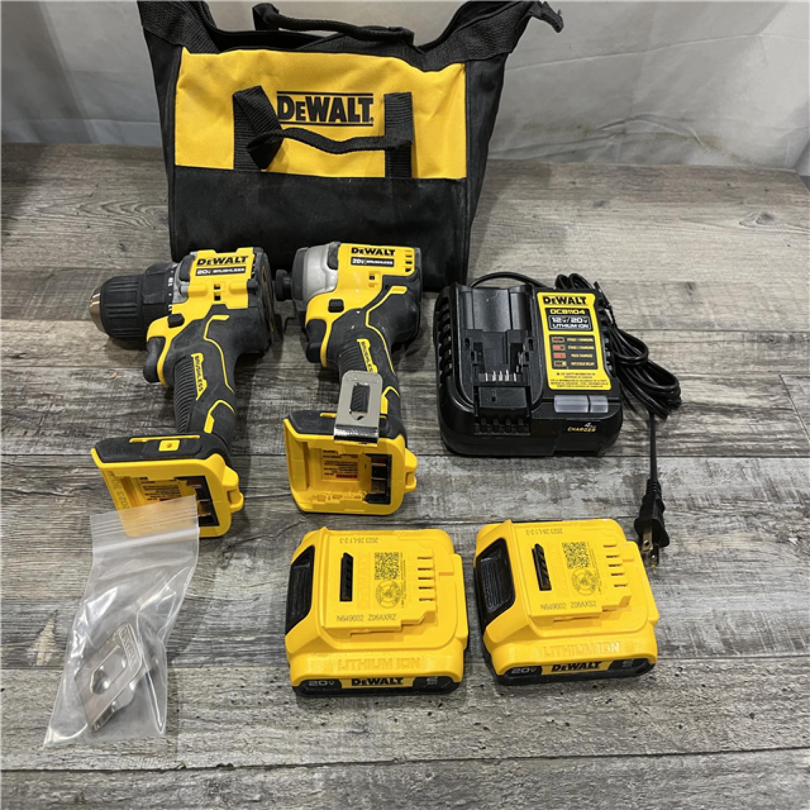 AS-IS DEWALT ATOMIC 20-Volt MAX Lithium-Ion Cordless Combo Kit