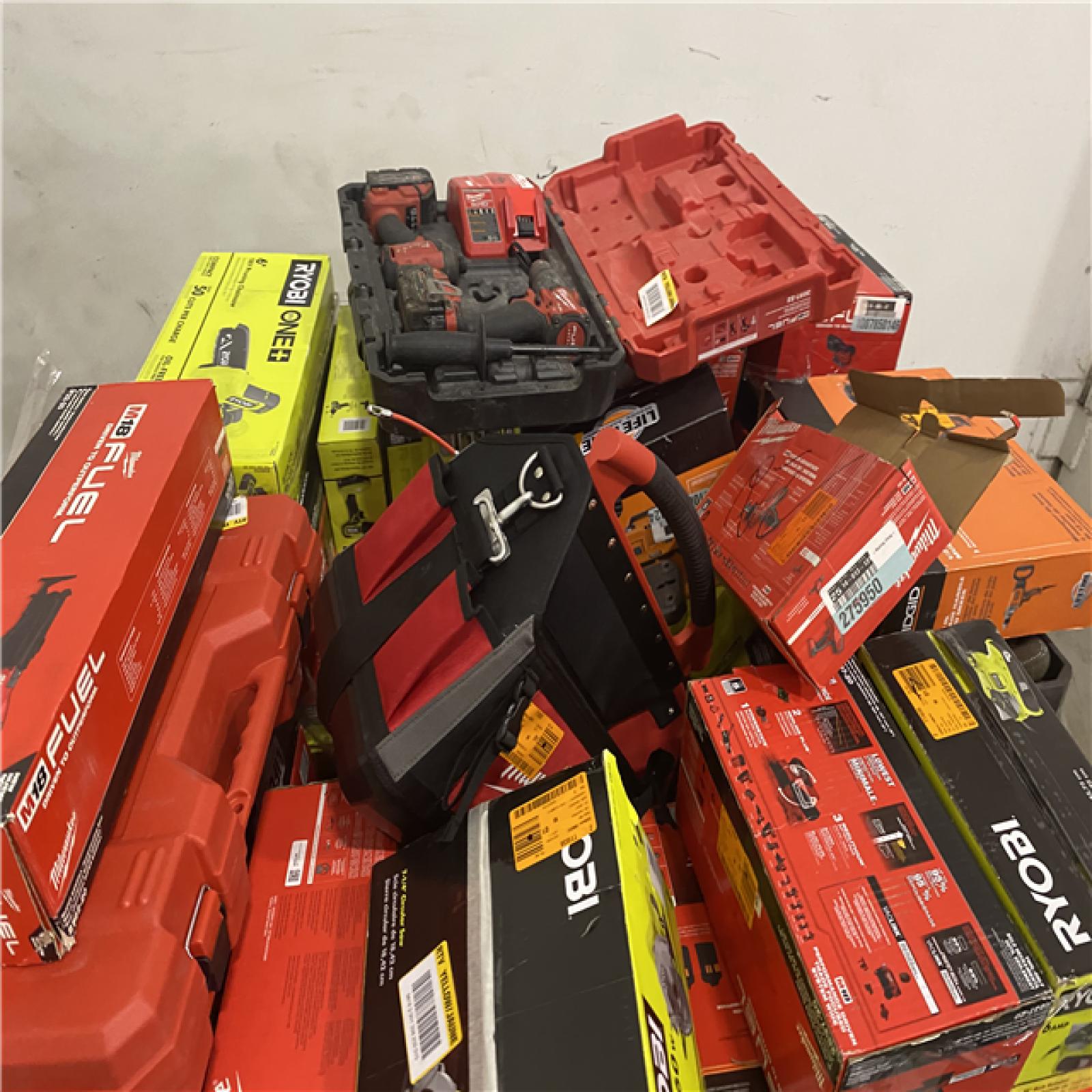 Dallas Location - As-Is Tool Pallet