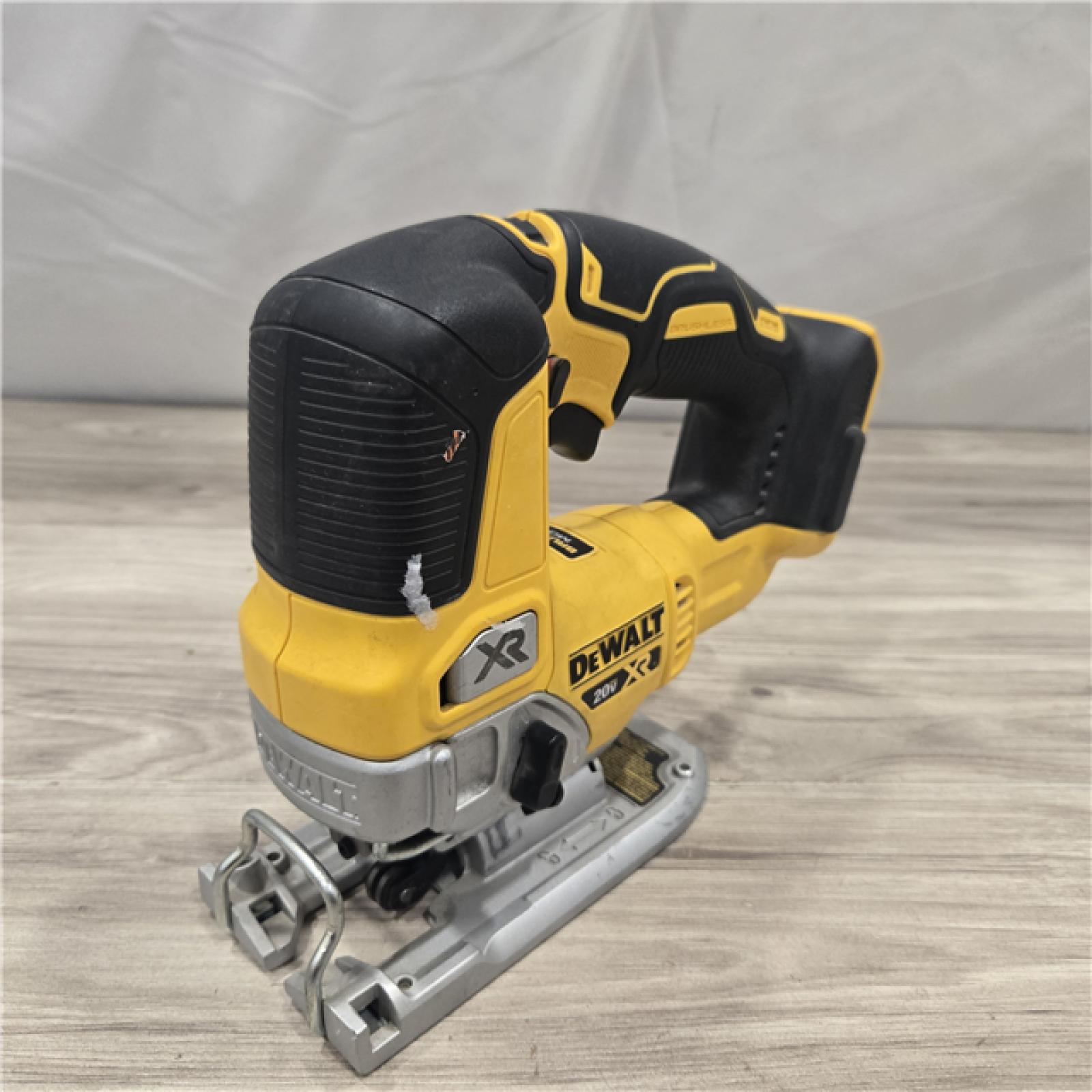 AS-IS DeWalt 20V MAX XR Cordless Jigsaw (Tool Only)