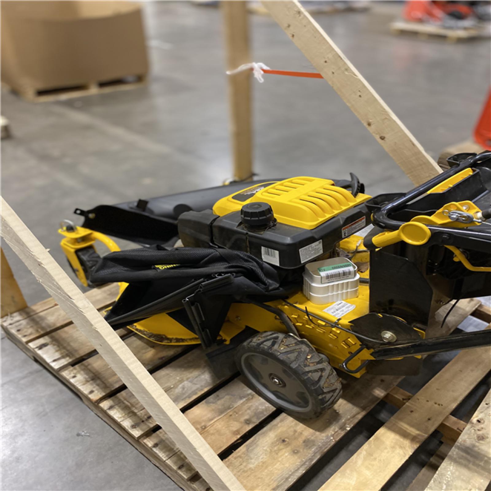 Dallas Location - As-Is \DEWALT 28 in. 224ccGas Lawn Mower