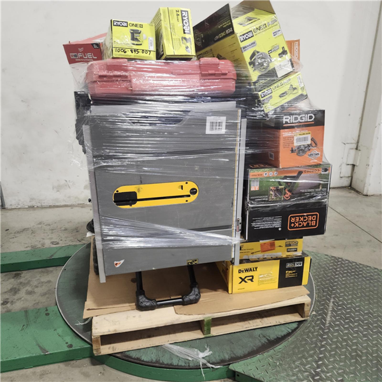 Dallas Location - As-Is Tool Pallet