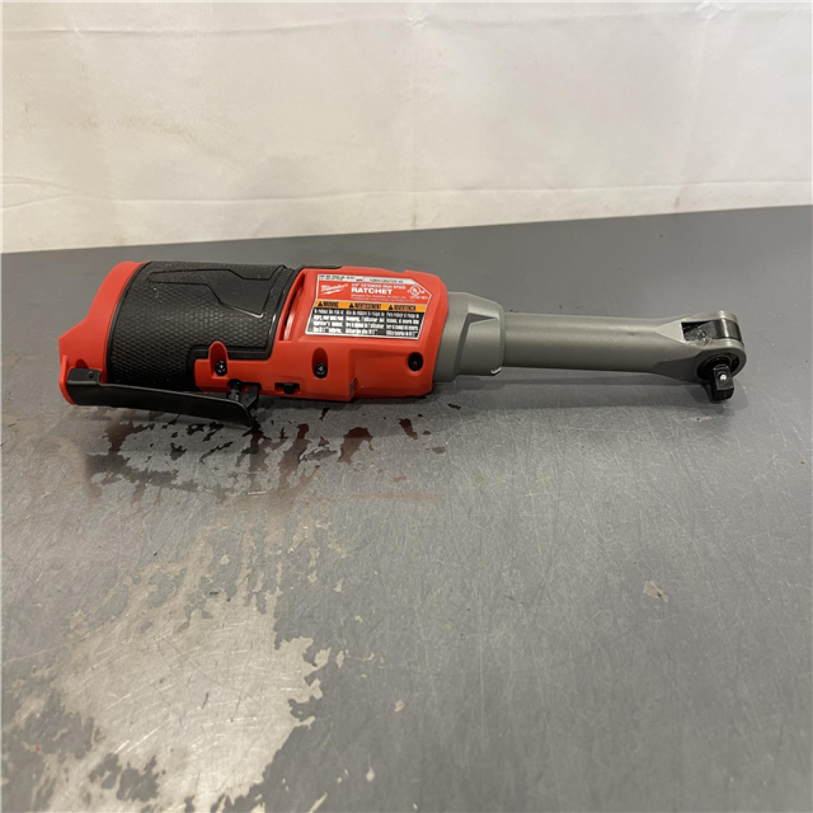 AS-IS - Milwaukee M12 FUEL 12V Lithium-Ion Brushless Cordless 3/8 in. Extended Reach High Speed Ratchet