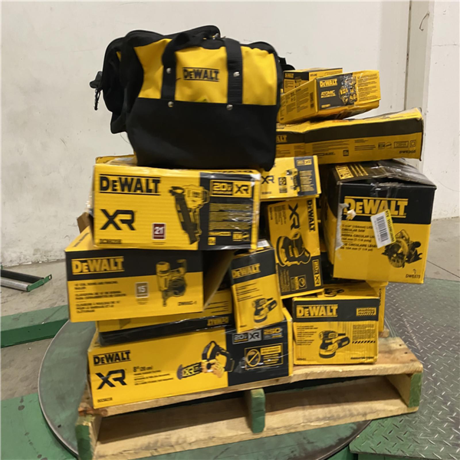 Dallas Location - As-Is DEWALT Tool Pallet