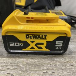 AS-IS DEWALT 20-Volt 21° Cordless Framing Nailer Kit