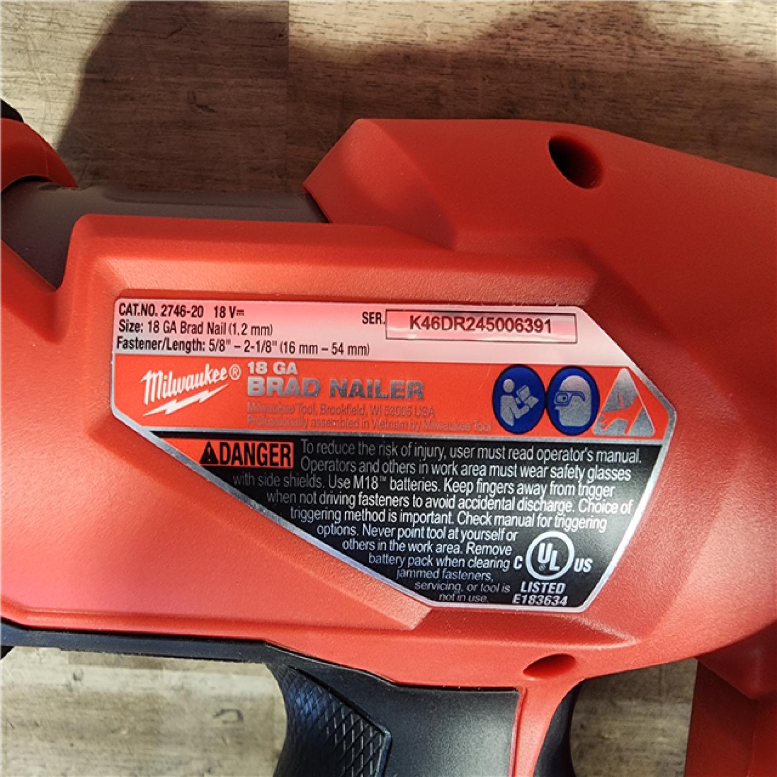 HOUSTON LOCATION - AS-IS (APPEARS LIKE NEW) Milwaukee M18 Fuel 18V Brushless 18-Gauge Brad Nailer 2746-20 (Bare Tool)