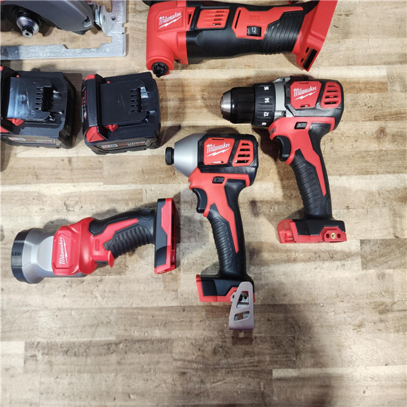 HOUSTON LOCATION - AS - IS M18 18-Volt Lithium-Ion Cordless Combo Kit (6-Tool) with 2-Batteries  Charger and Tool Bag