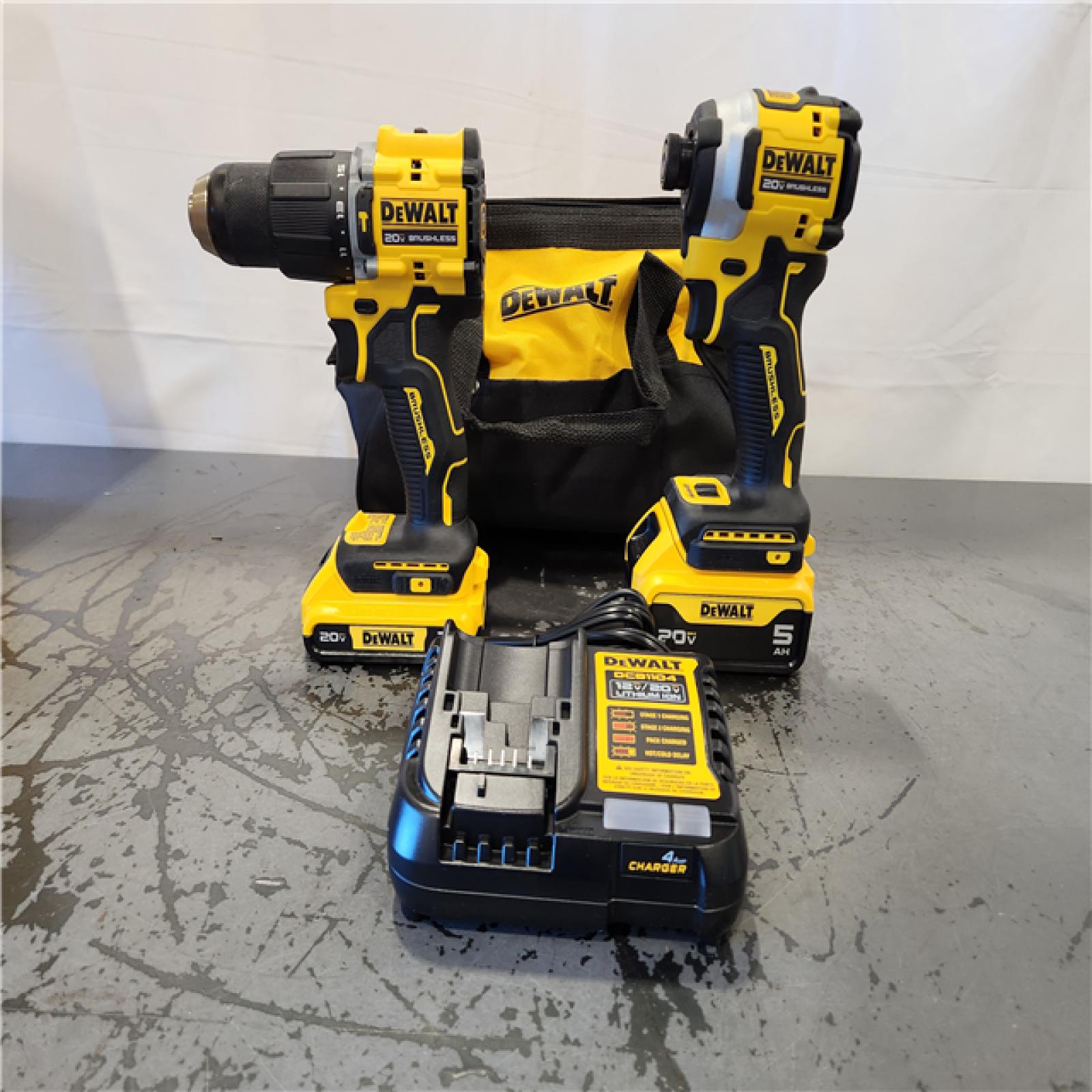 DeWalt 2-Tool Combo Kit W/ (2) BATTERY & CHARGER