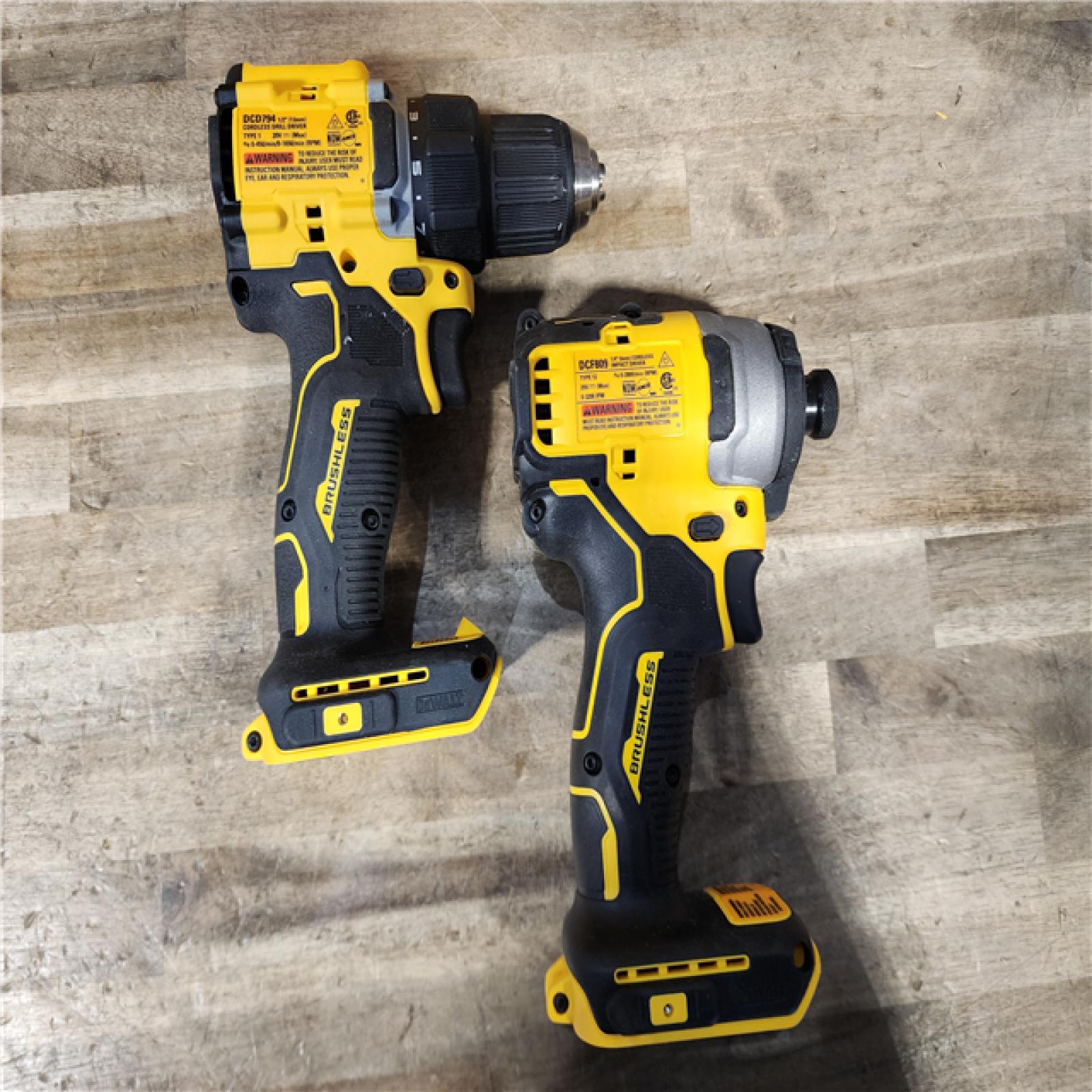 HOUSTON LOCATION - AS-IS Dewalt DCK225D2 20V MAX ATOMIC Brushless Compact Lithium-Ion 1/2 in. Cordless Drill Driver and 1/4 in. Impact Driver Combo Kit with 2 Batteries 2 Ah