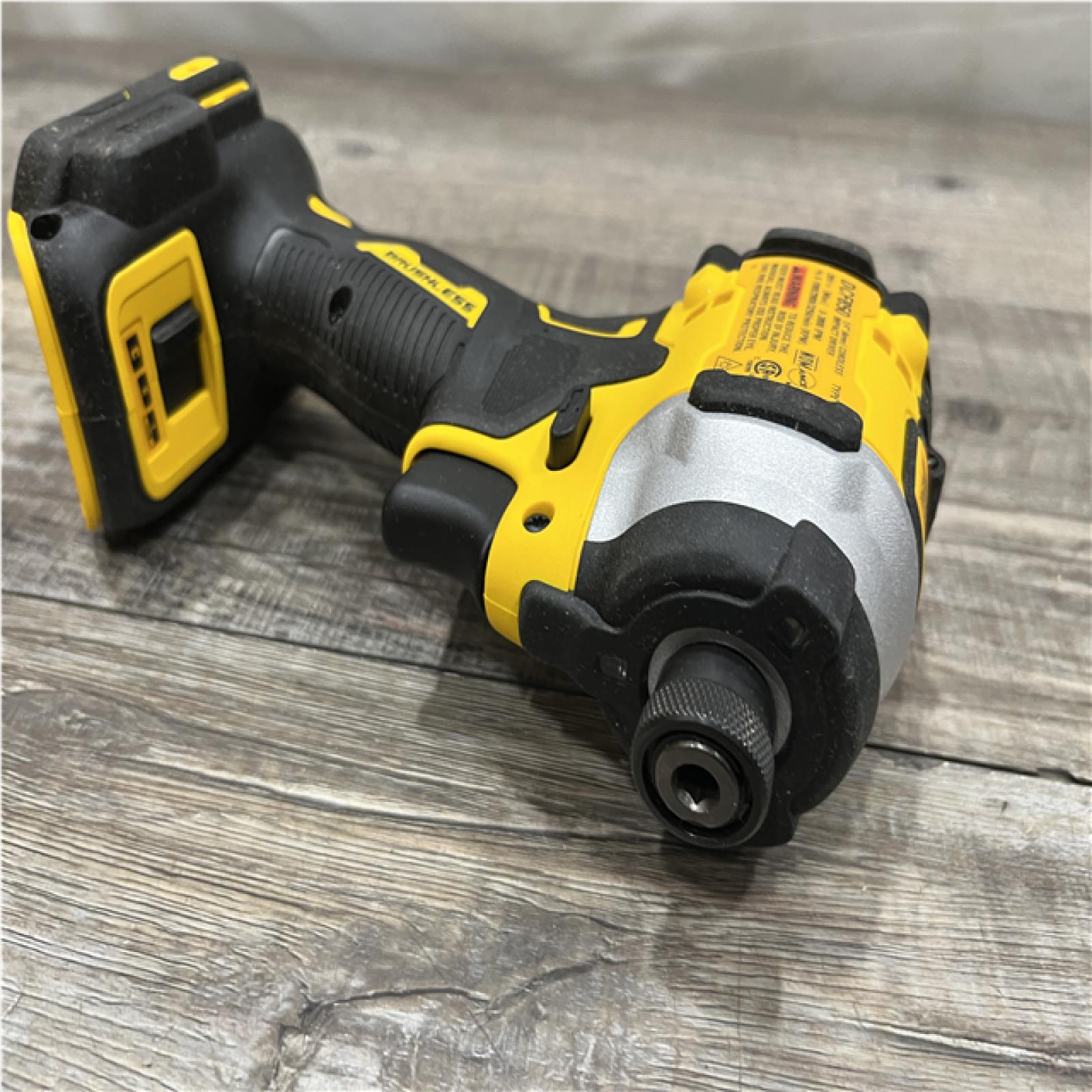 AS-IS DEWALT ATOMIC 20V MAX Lithium-Ion Cordless 1/4 in. Brushless Impact Driver Kit