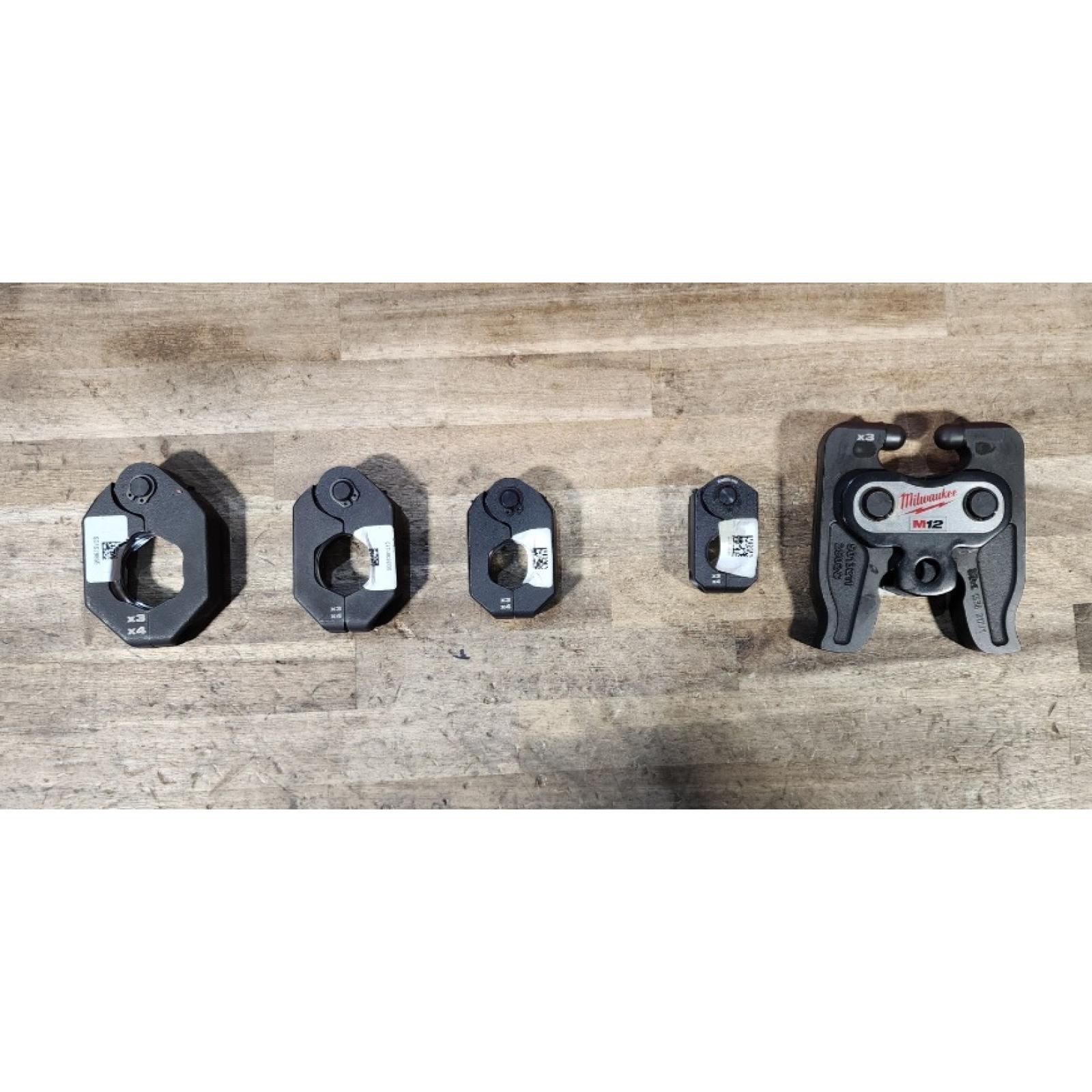 HOUSTON LOCATION - AS-IS MILWAUKEE (APPEARS LIKE NEW) 1/2 in. - 1-1/4 in. CTS-V Pivoting Press Ring Kit for M12 FORCE LOGIC Press Tool