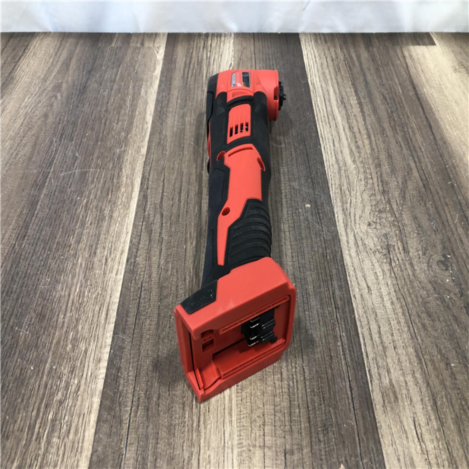 AS-IS Milwaukee 18V Lithium-Ion Cordless Oscillating Multi-Tool (Tool-Only)