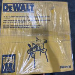 NEW- DEWALT 10 in. 15 Amp 120V Site-Pro Compact Jobsite Table Saw
