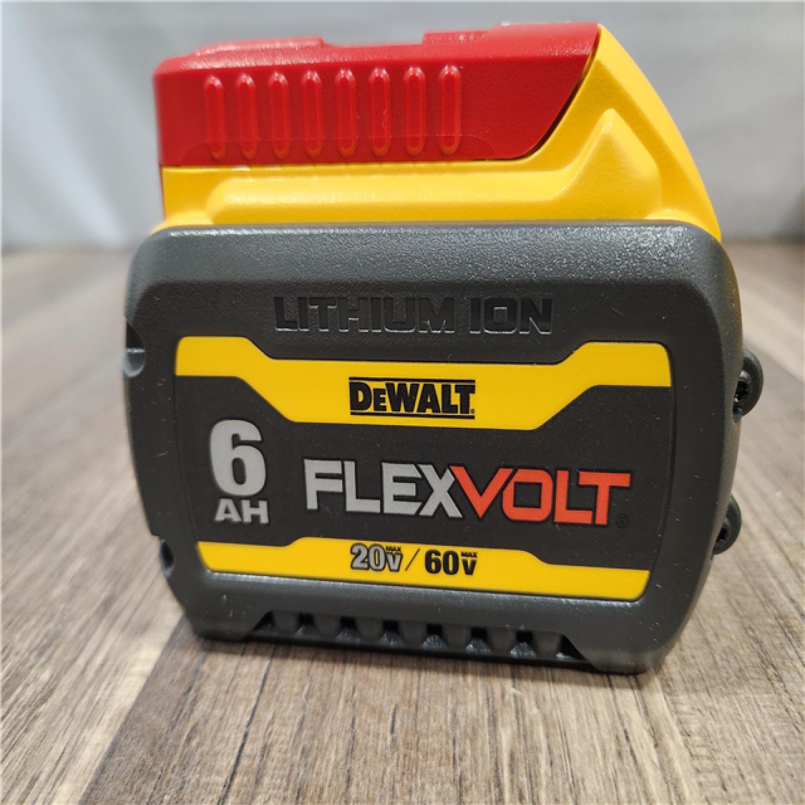 LIKE NEW! - DEWALT FLEXVOLT 20V/60V MAX Lithium-Ion 6.0Ah Battery & CHARGER