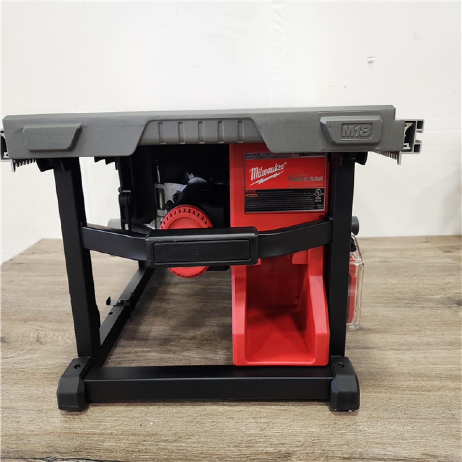 Phoenix Location NEW Milwaukee M18 FUEL ONE-KEY 18- volt Lithium-Ion Brushless Cordless 8-1/4 in. Table Saw Kit W/(1) 12.0Ah Battery & Rapid Charger