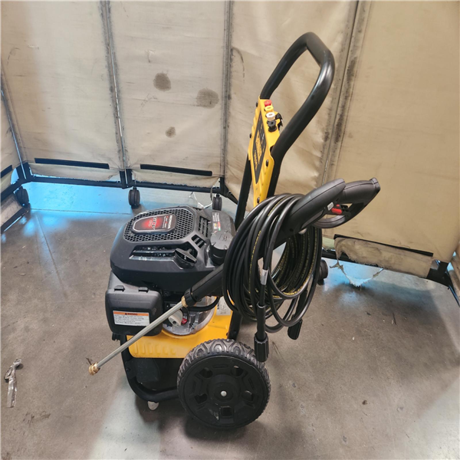California AS-IS Dewalt 3100 PSI Pressure Washer W/ Honda Easy start GCV 170 Motor