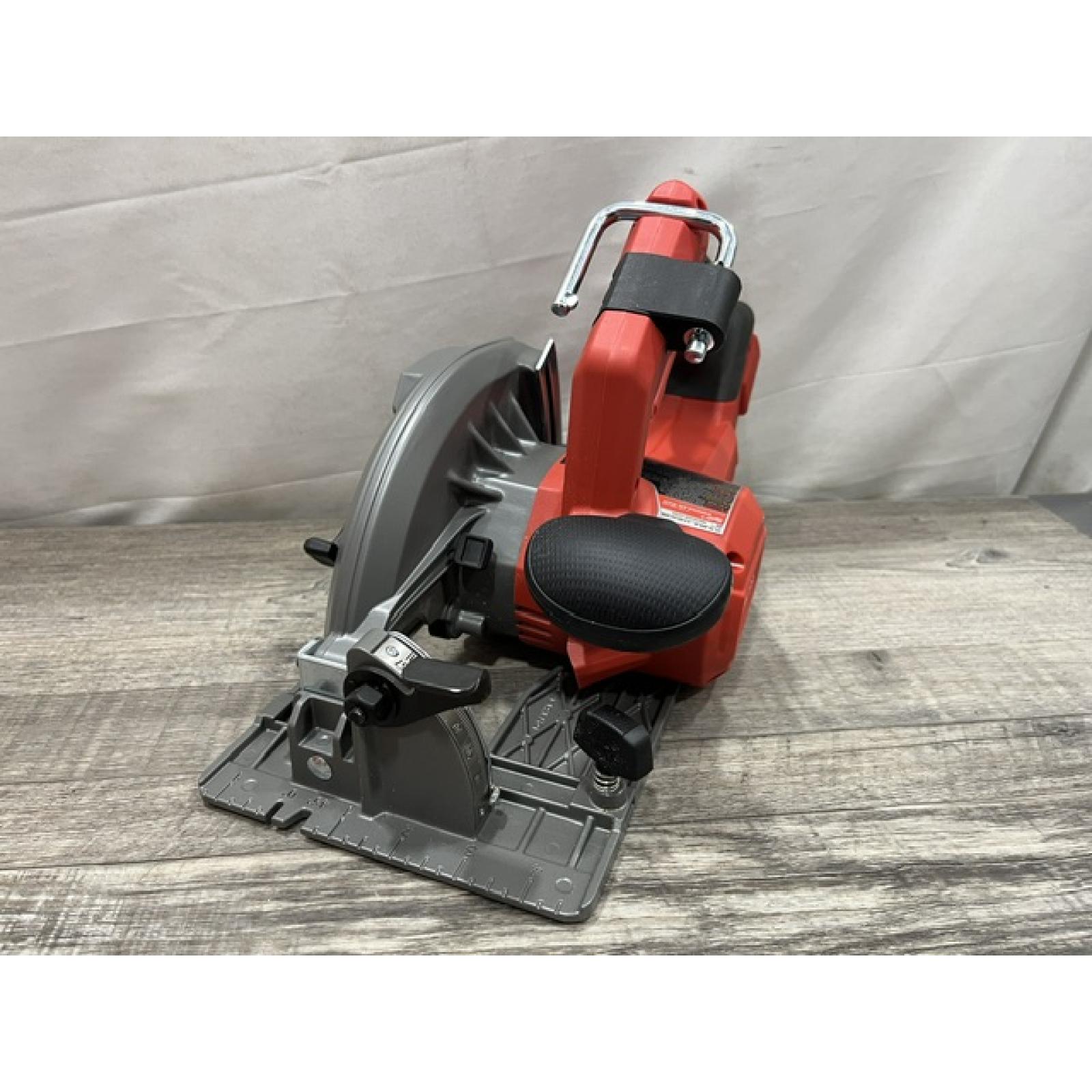 AS-IS Milwaukee FUEL 18V Lithium-Ion Brushless Cordless 7-1/4 in. Circular Saw (Tool-Only)