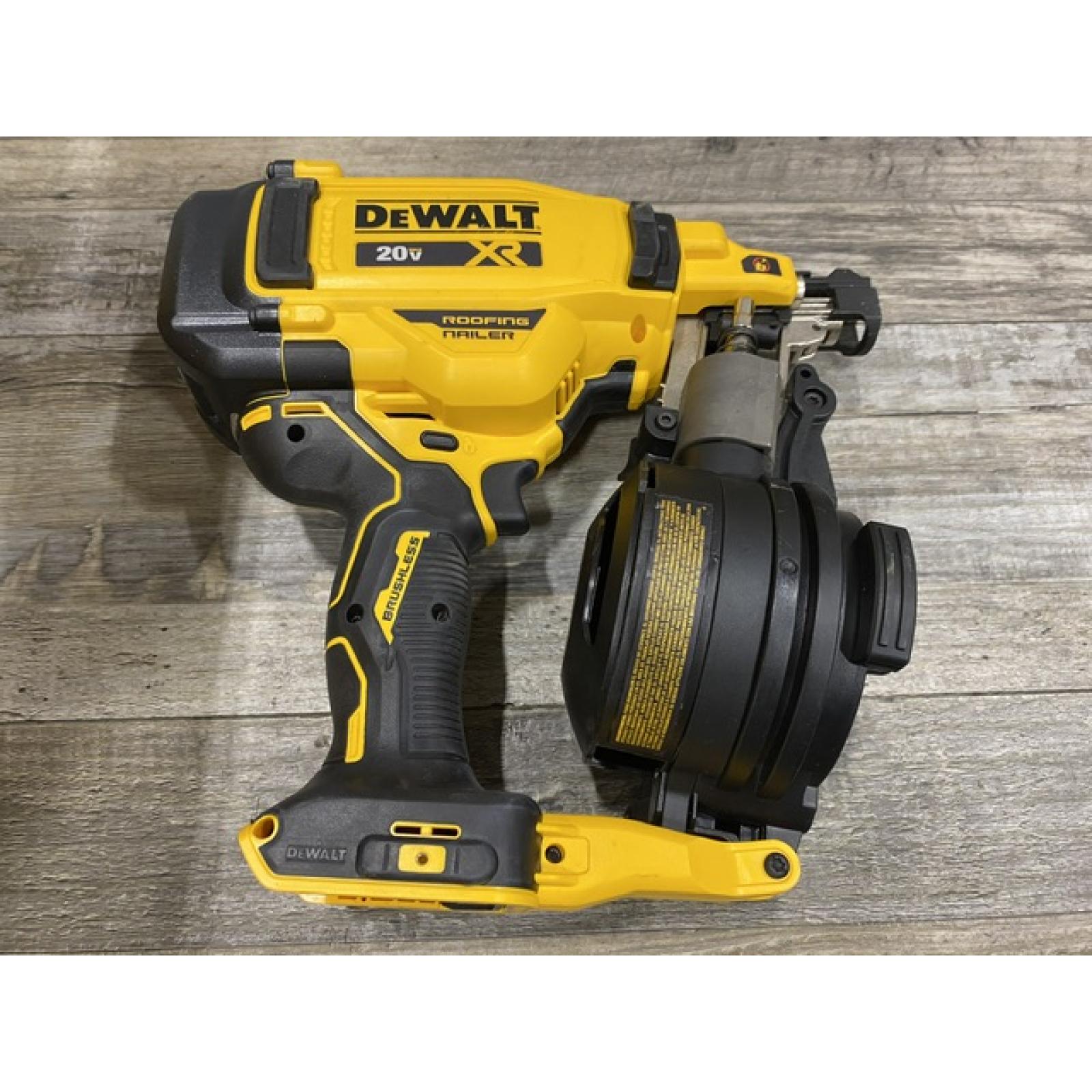 AS-IS DEWALT 20V MAX Lithium-Ion 15-Degree Electric Cordless Roofing Nailer Kit