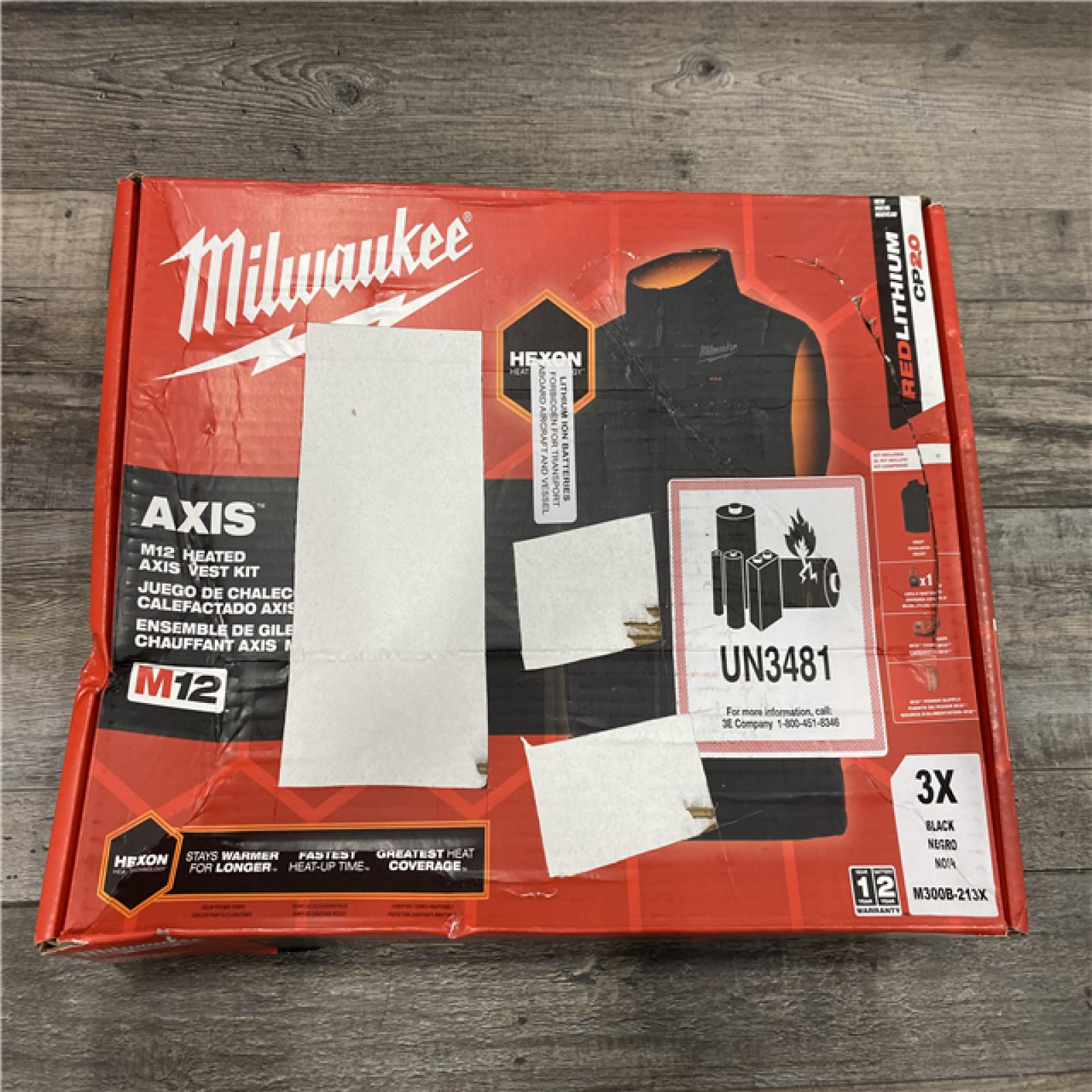 NEW - Milwaukee Men's 3X-Large 12V Lithium-Ion Cordless AXIS Black Heated Vest Kit