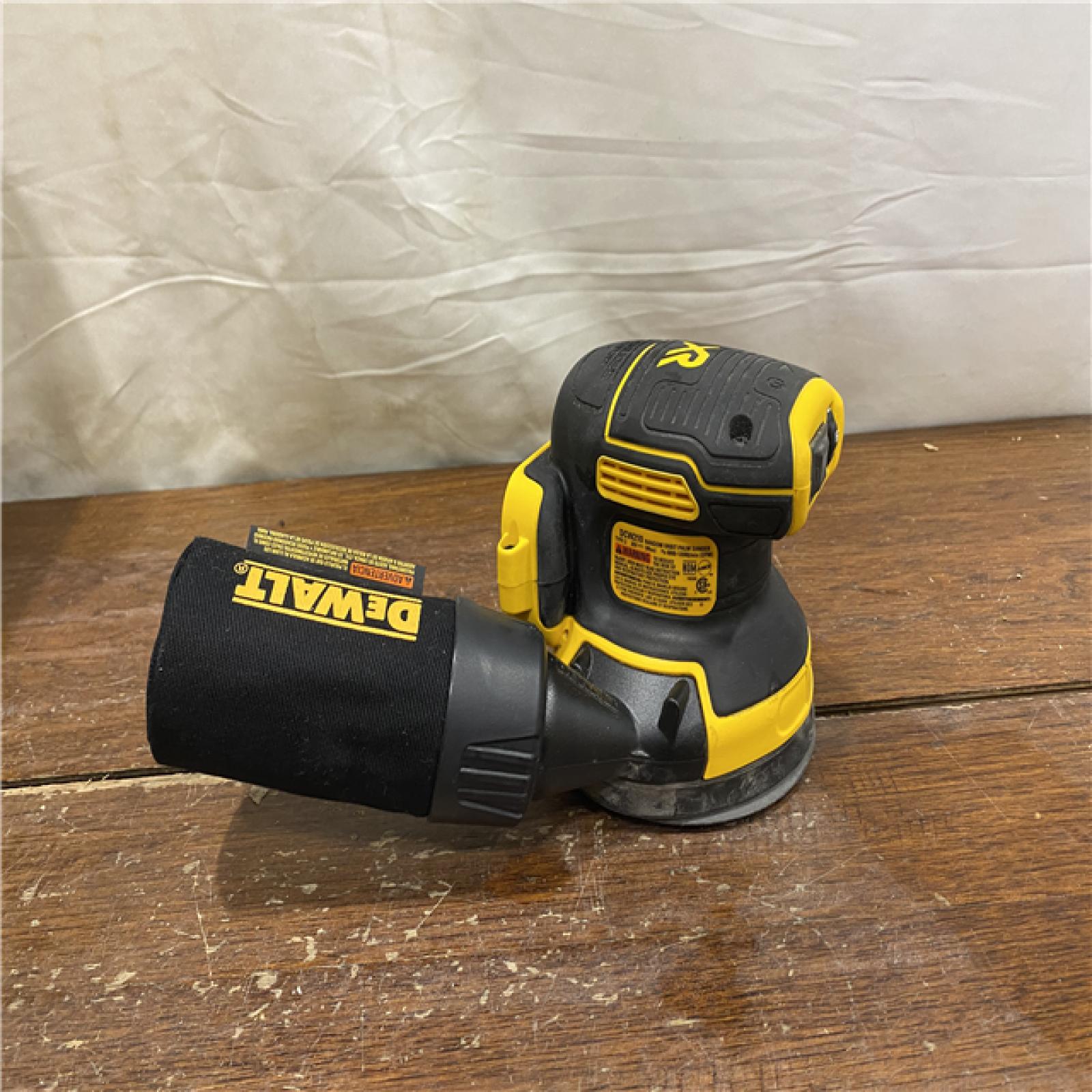 AS-IS DEWALT 20V MAX XR Cordless Brushless 5 in. Random Orbital Sander (Tool Only)