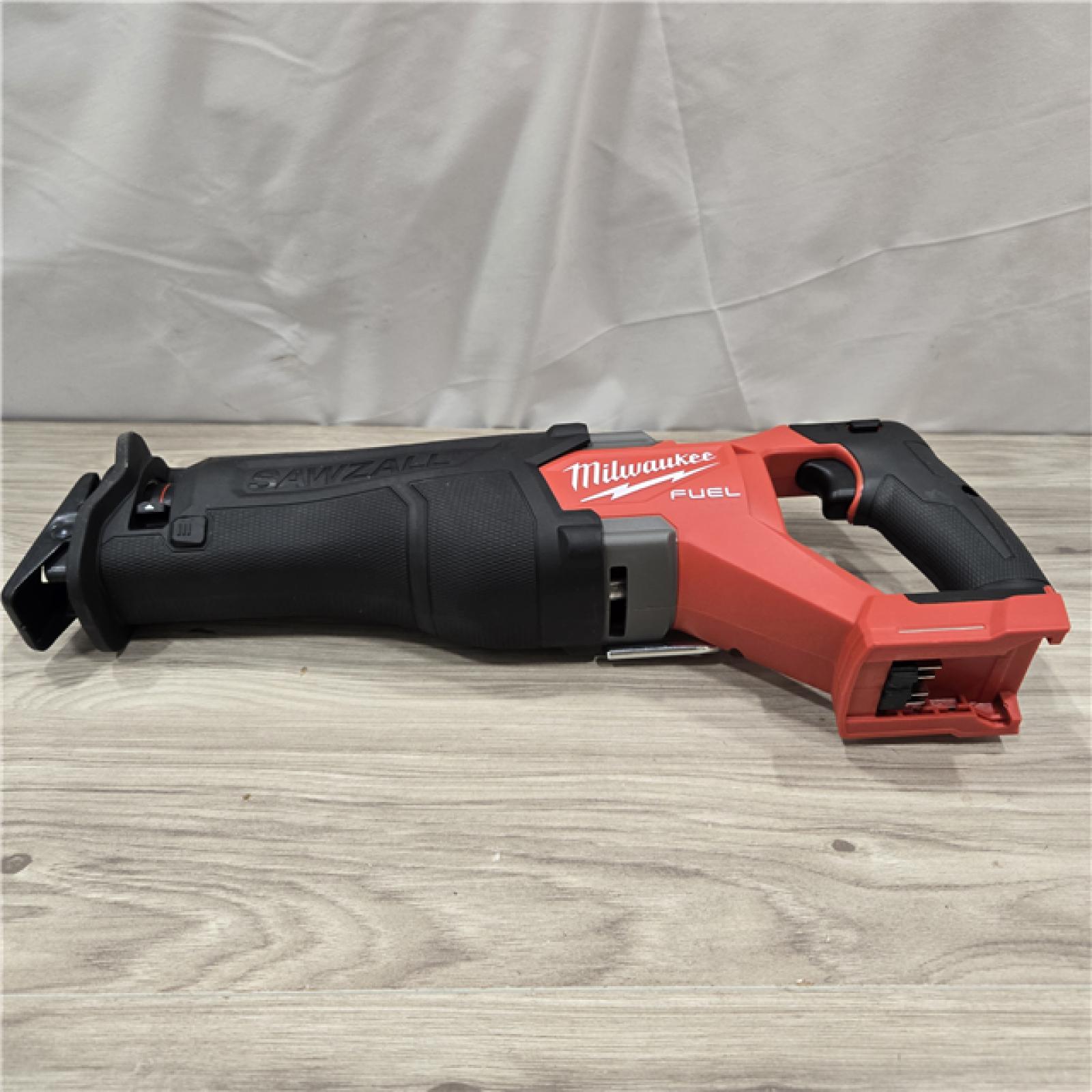 AS-IS Milwaukee M18 Fuel Sawzall Cordless Reciprocating Saw (TOOL ONLY)